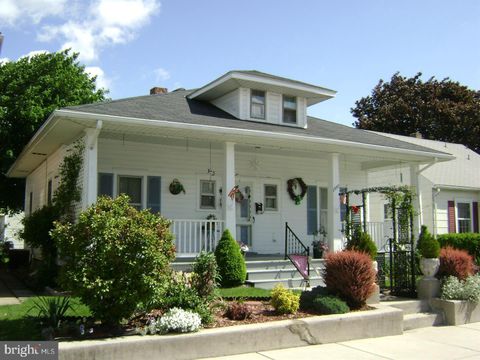 Photo of 1557 Stanton Street, YORK, PA 17404 (MLS # PAYK2099176)