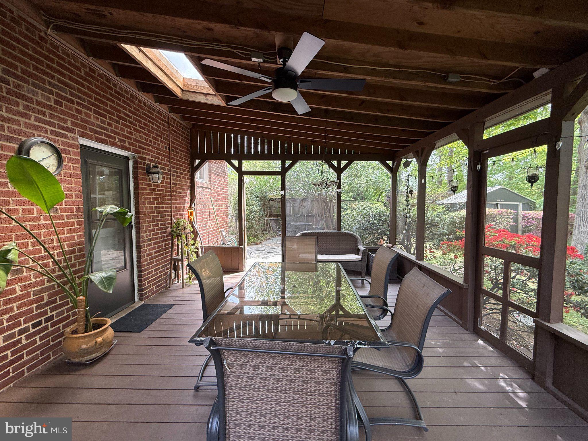 2728 YUCATAN STREET N