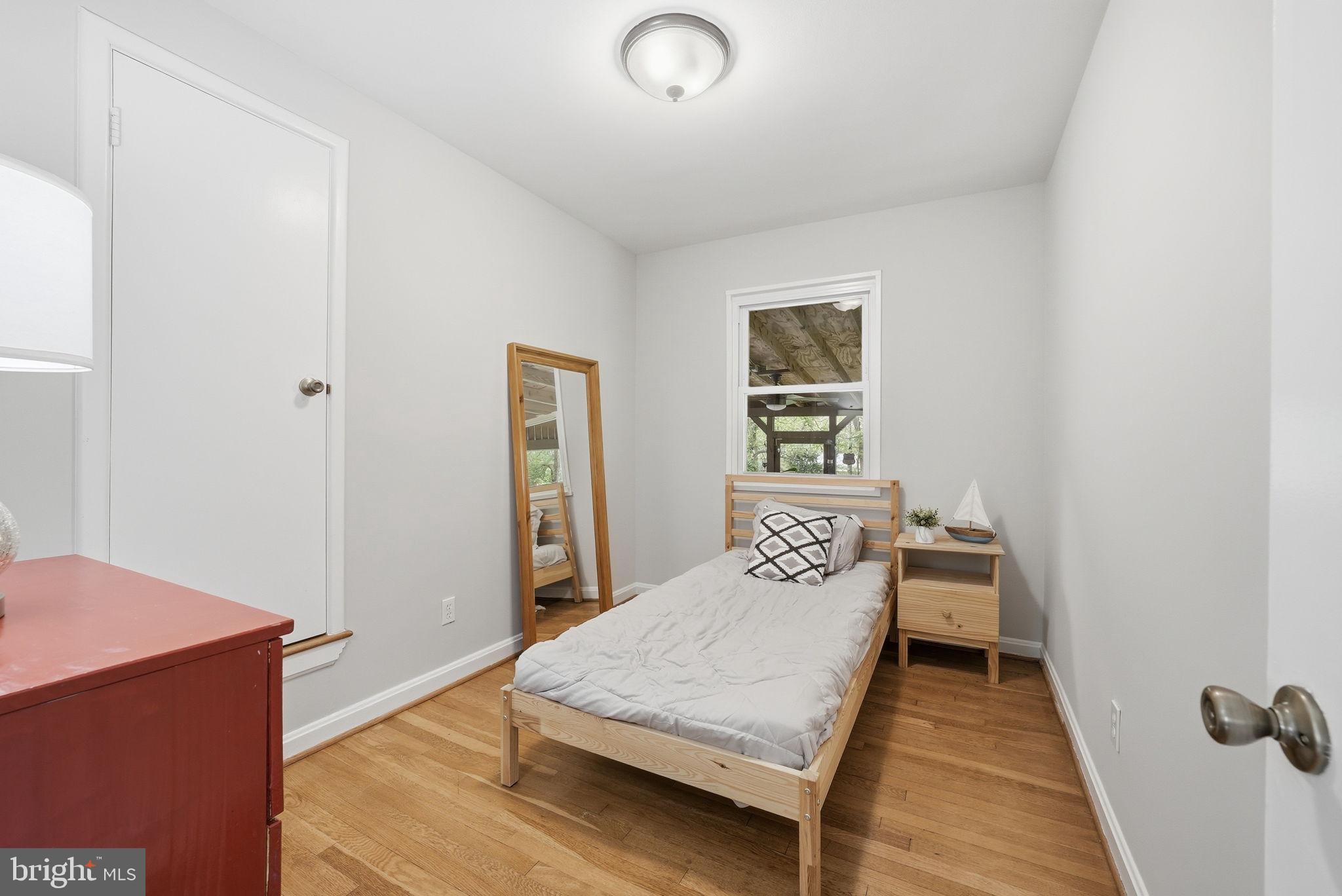 BERKSHIRE OAKWOOD - Residential