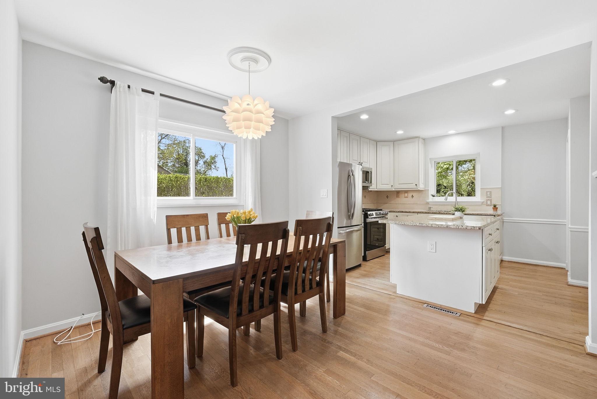 BERKSHIRE OAKWOOD - Residential