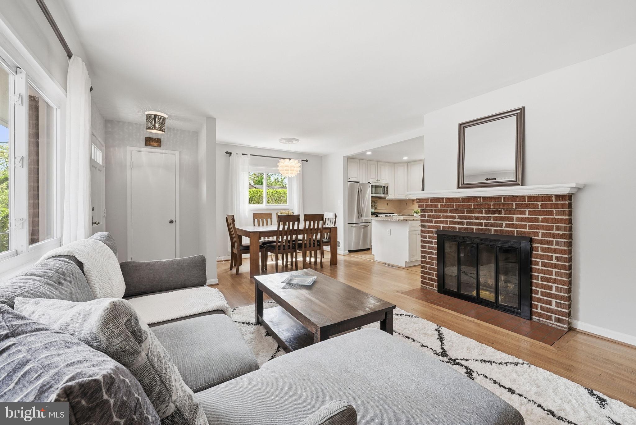 BERKSHIRE OAKWOOD - Residential