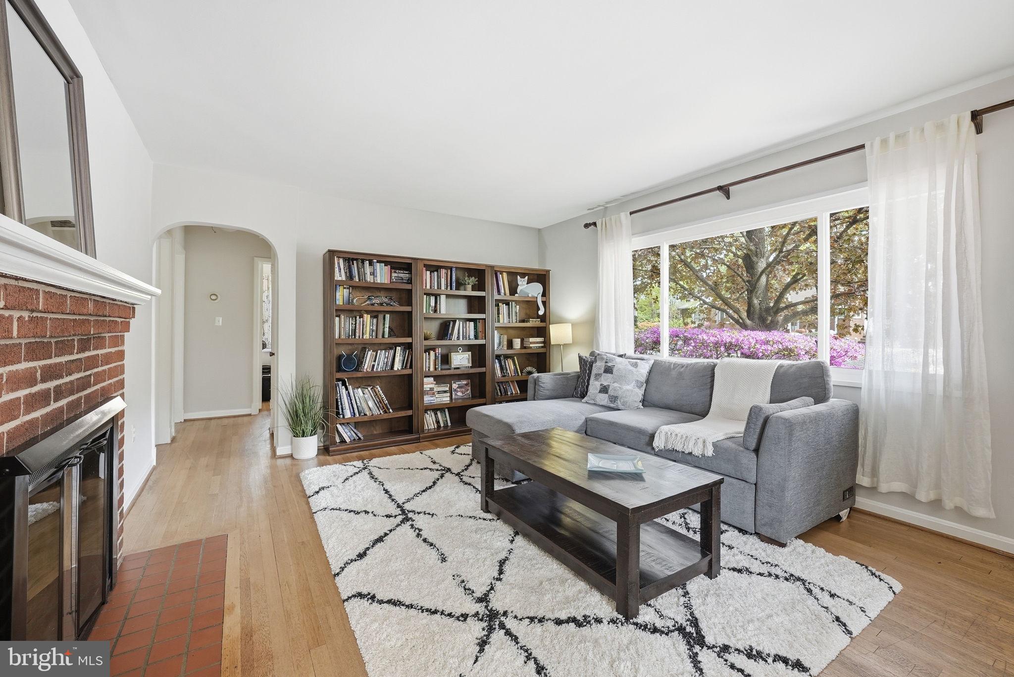 BERKSHIRE OAKWOOD - Residential