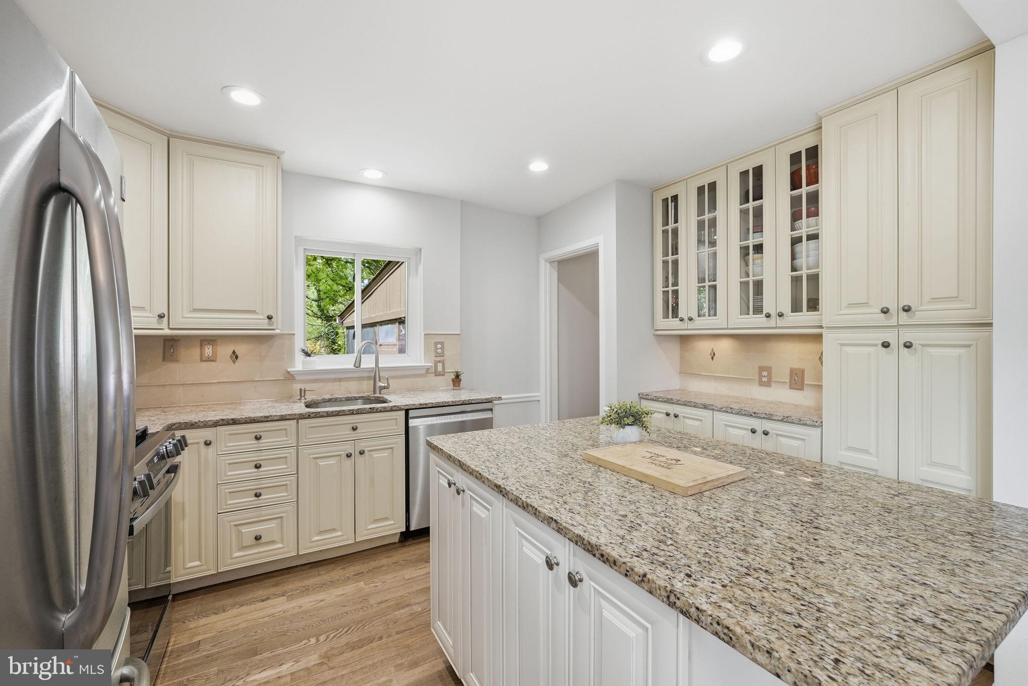 BERKSHIRE OAKWOOD - Residential