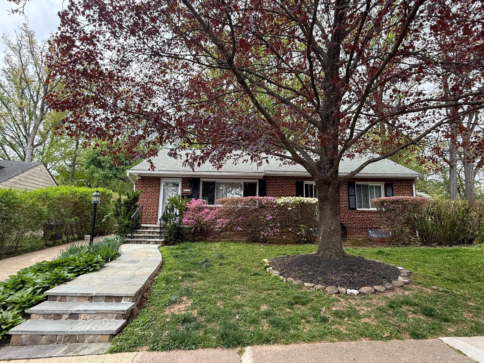 2728 YUCATAN STREET N