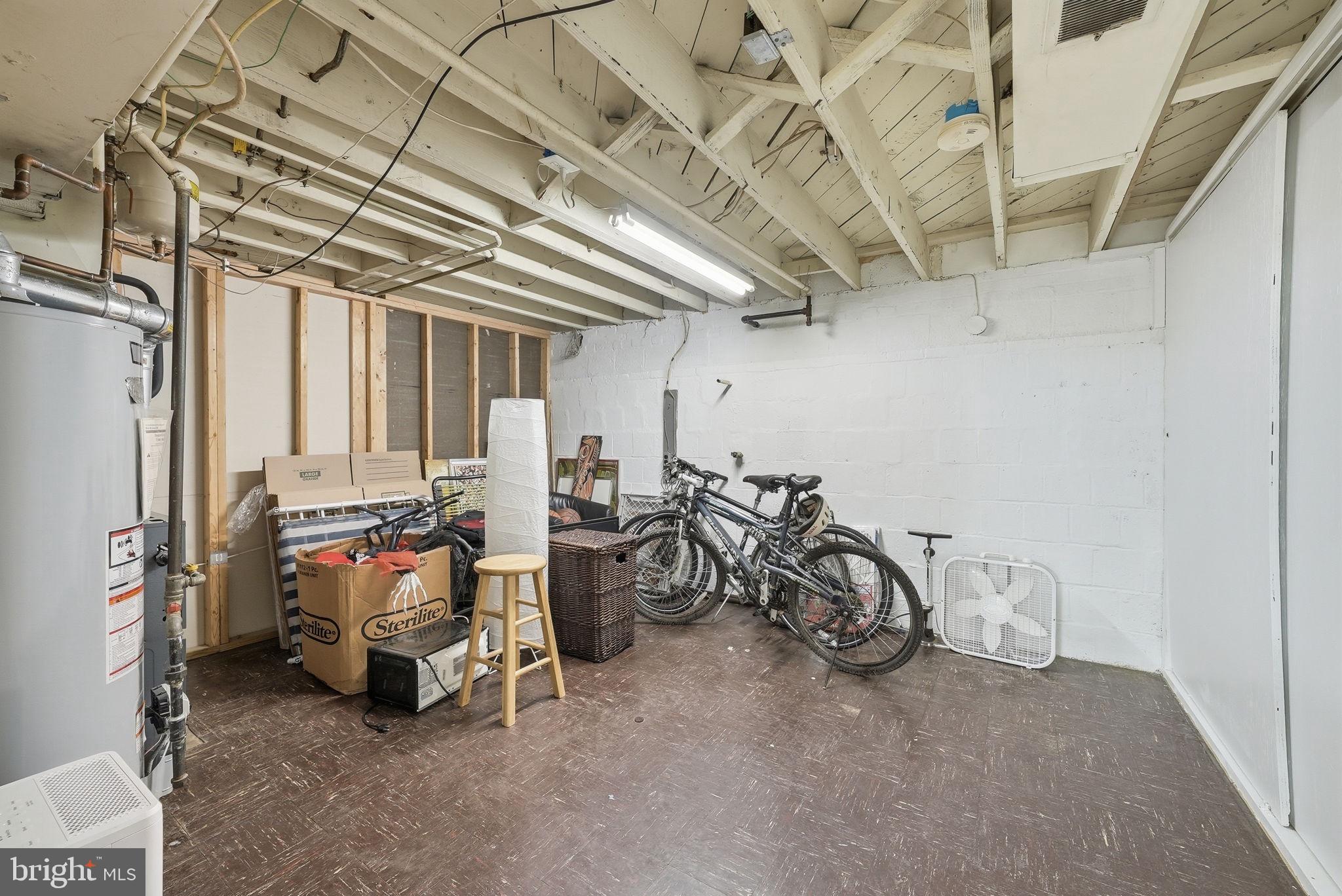 BERKSHIRE OAKWOOD - Residential