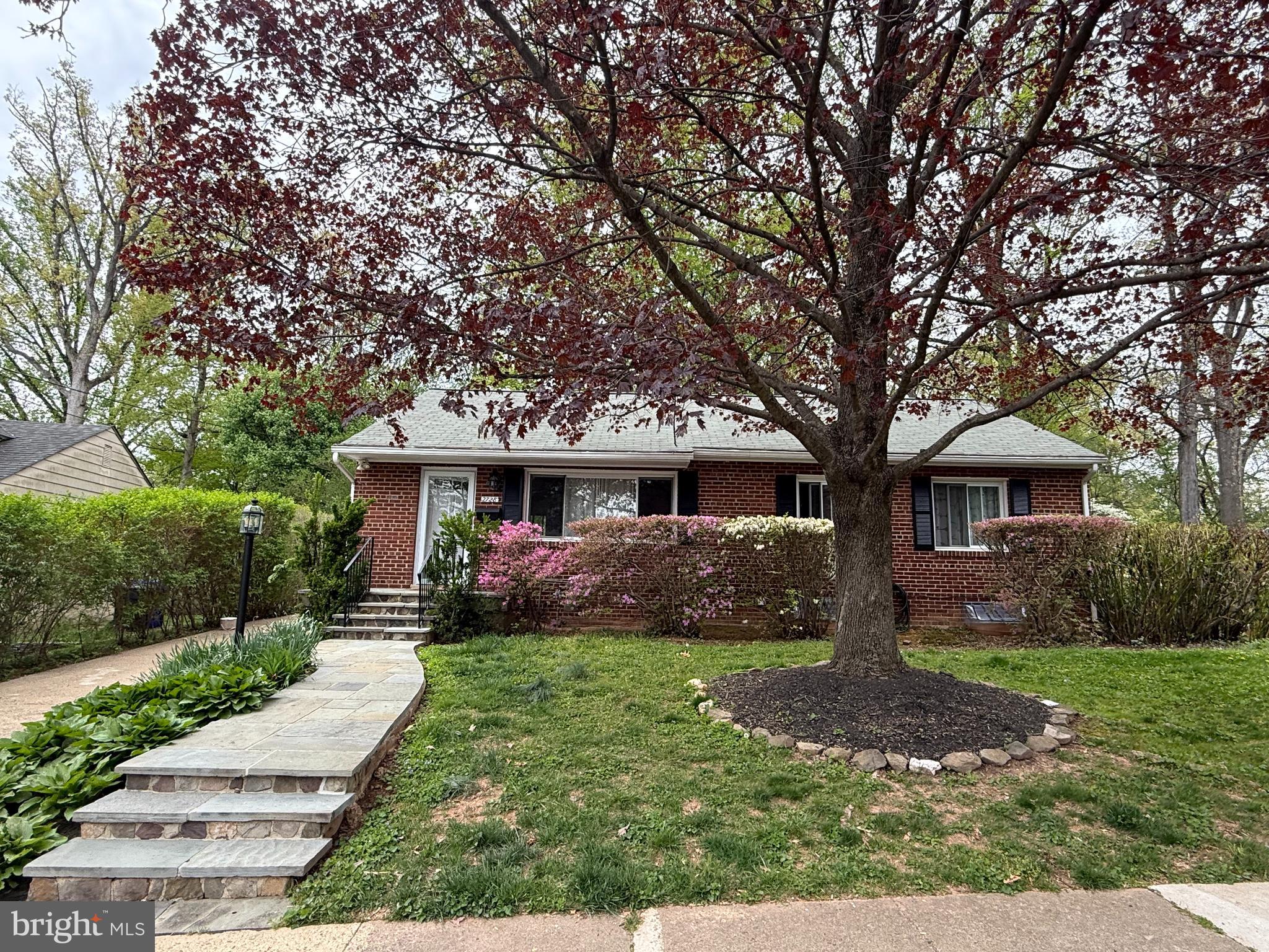 2728 YUCATAN STREET N