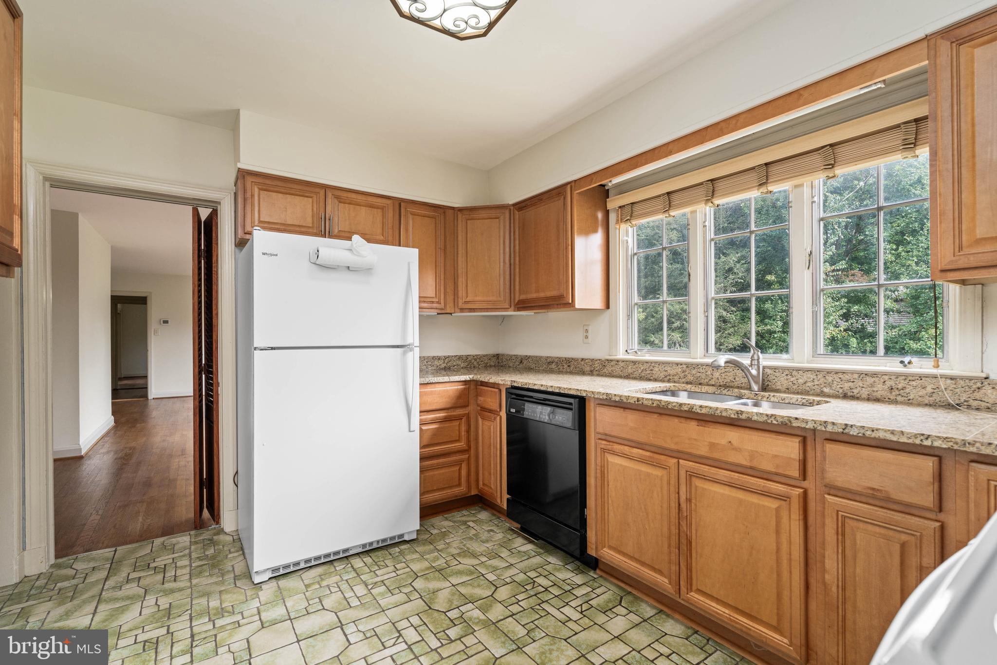 RUXTON - Residential