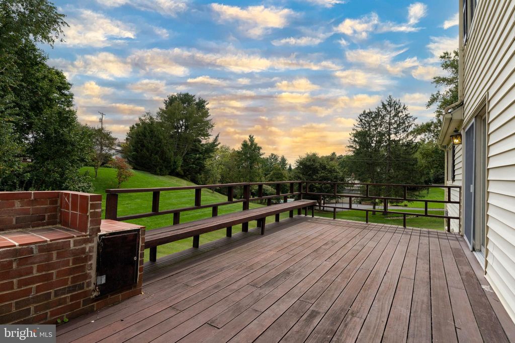Photo of 7801 Ruxwood Road, TOWSON, MD 21204 (MLS # MDBC2142240)