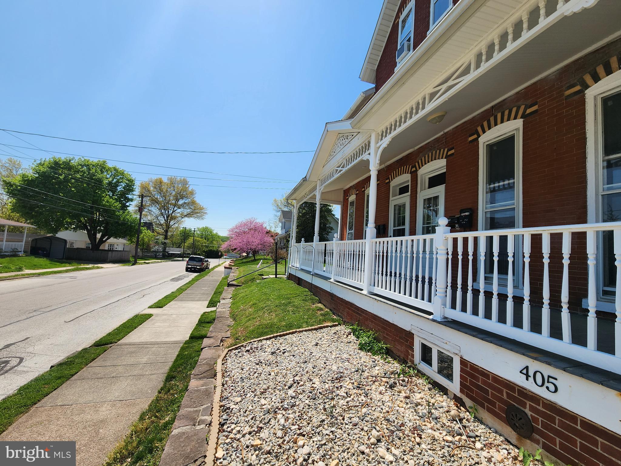 405 WALNUT STREET 2