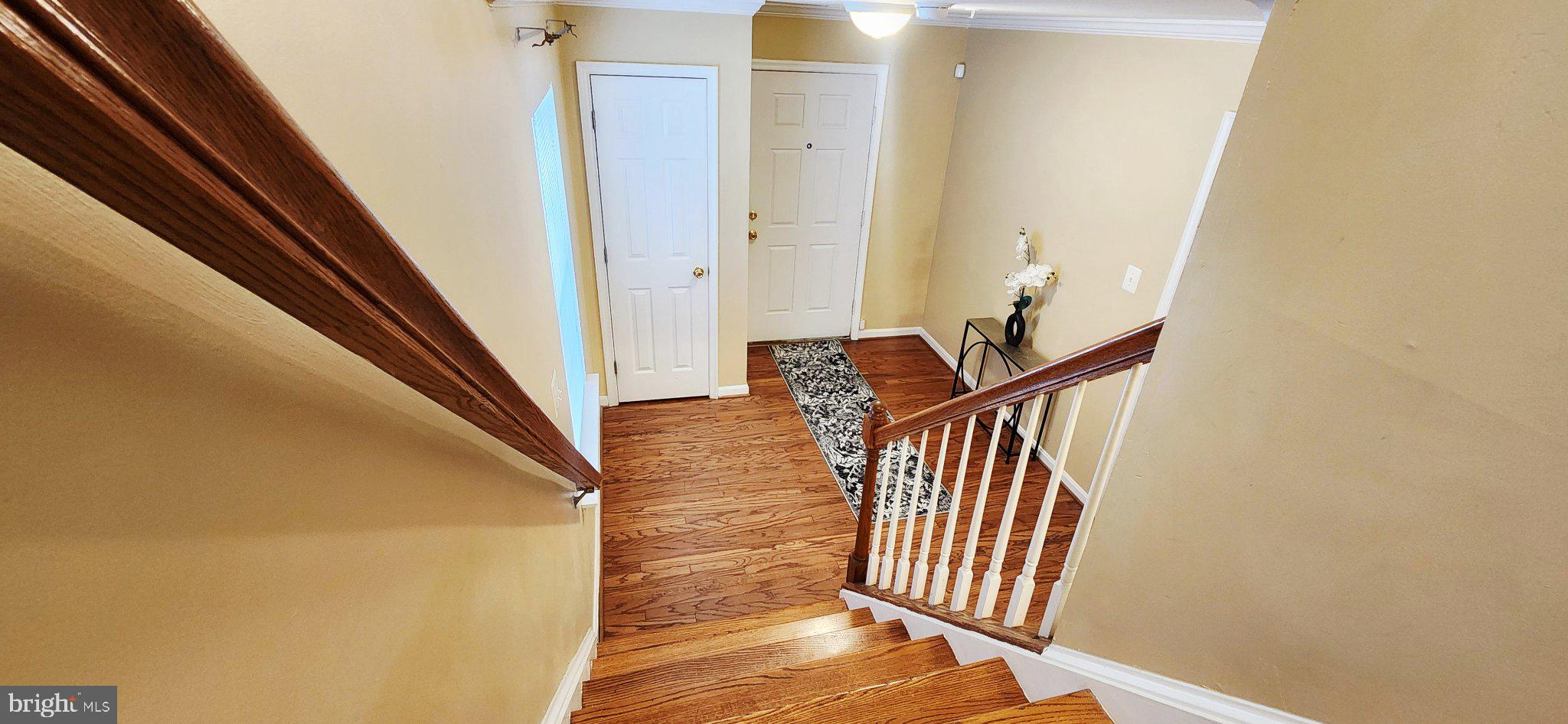 7911 BARCLAY PLACE