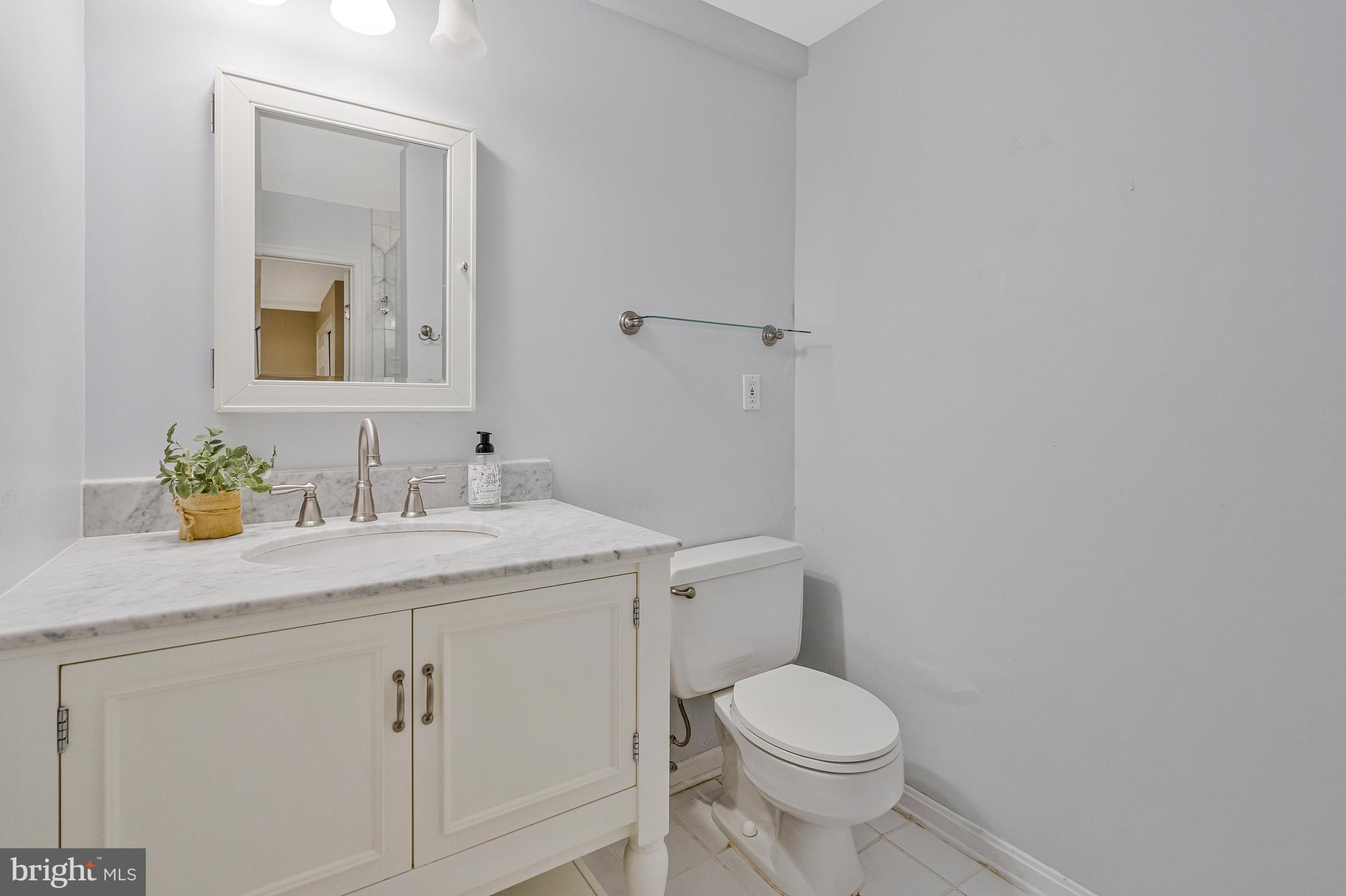 MC LEAN HAMLET - Residential