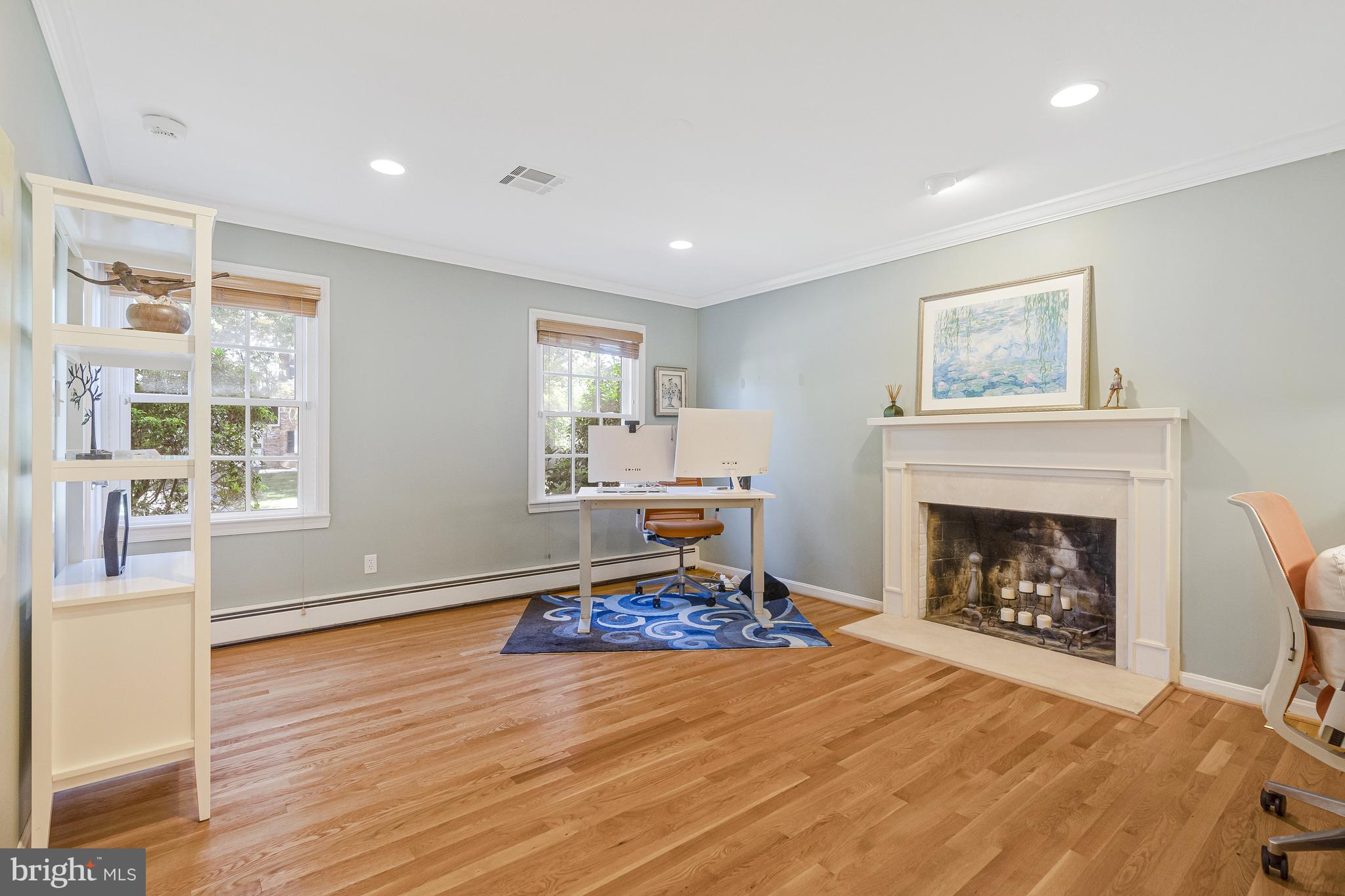 MC LEAN HAMLET - Residential