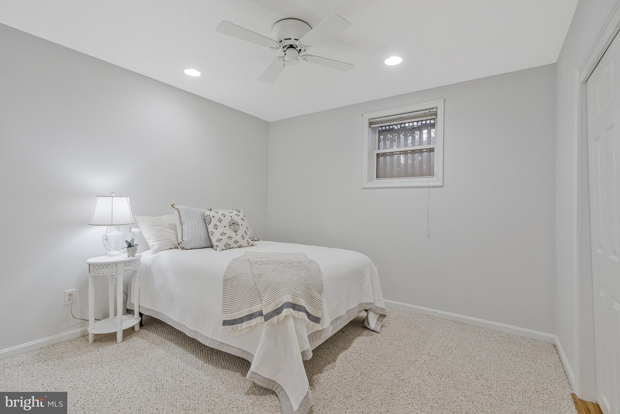 MC LEAN HAMLET - Residential