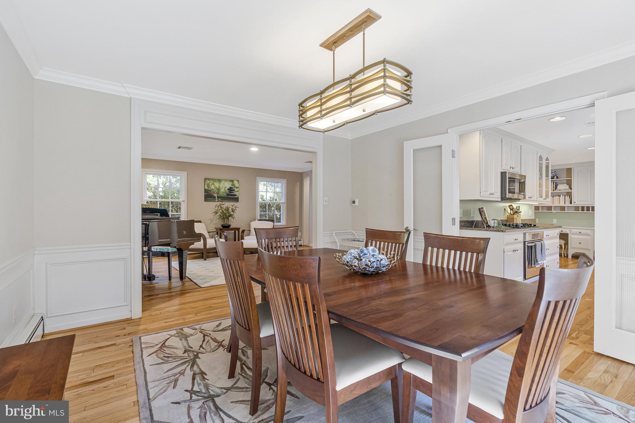 MC LEAN HAMLET - Residential