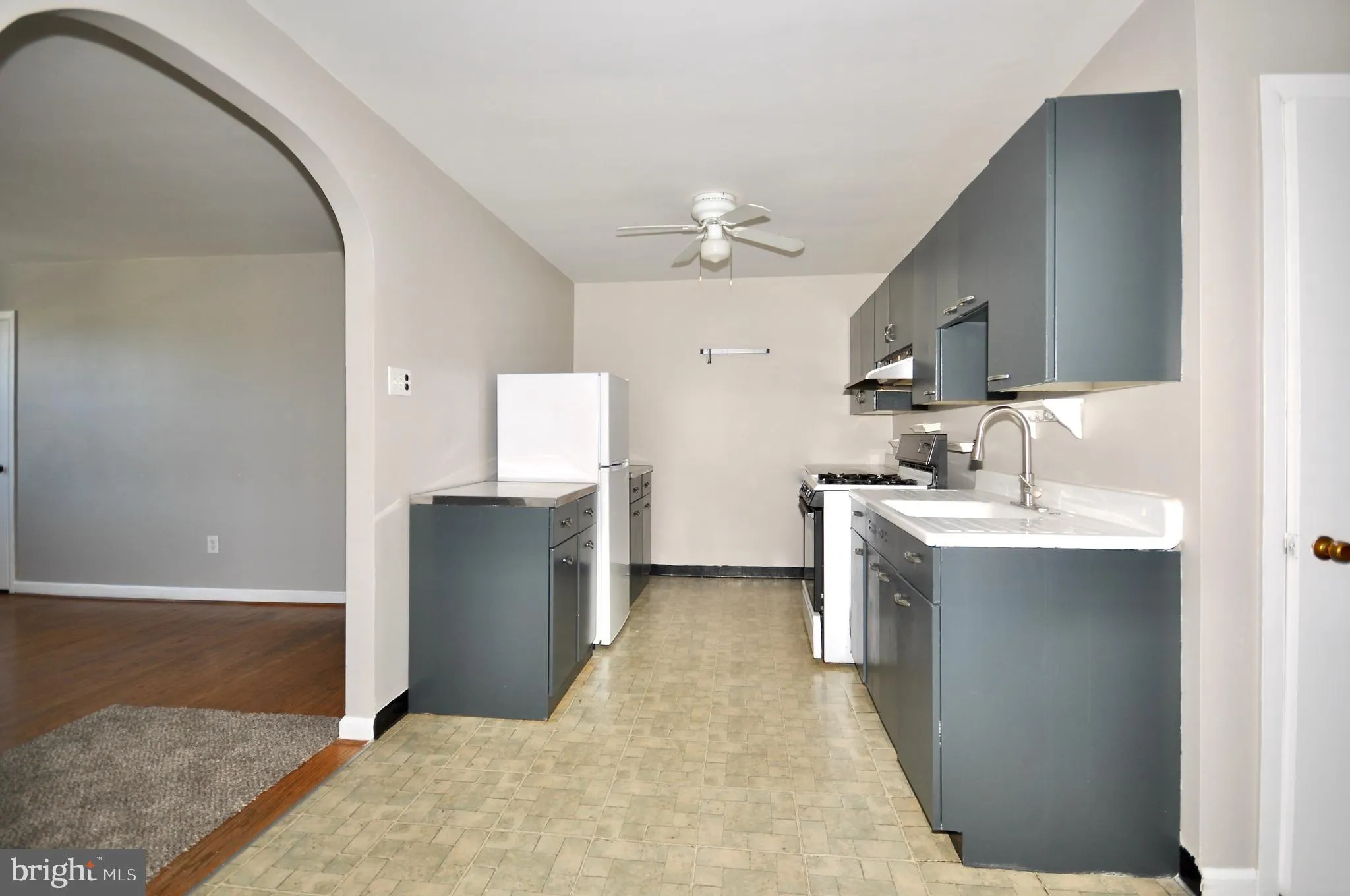 Philadelphia, Pennsylvania 19111, United States, 2 Bedrooms Bedrooms, ,1 BathroomBathrooms,Residential,Active,227220