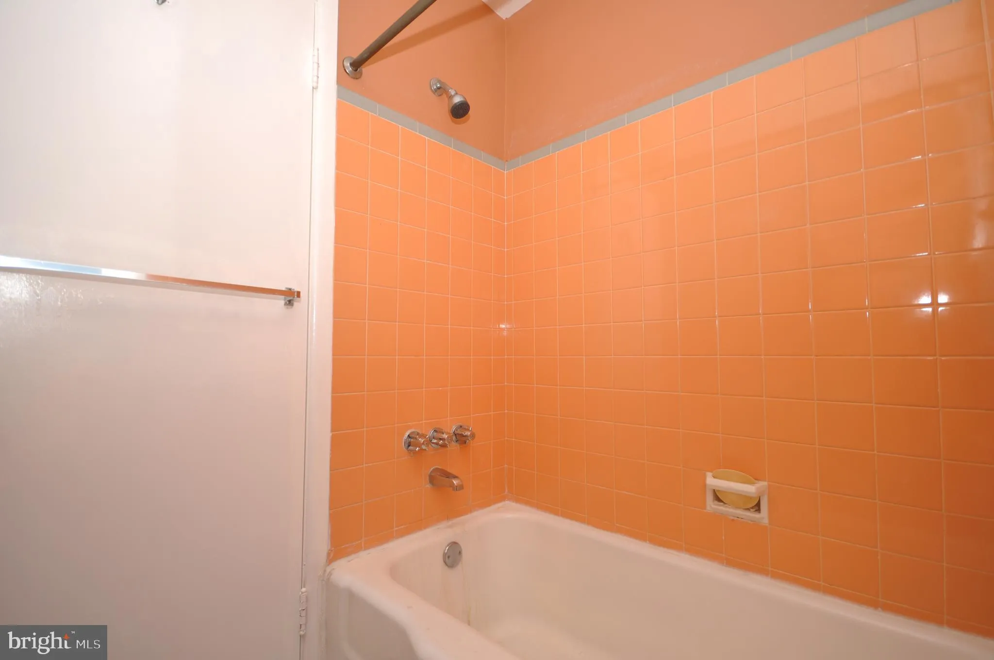 Philadelphia, Pennsylvania 19111, United States, 2 Bedrooms Bedrooms, ,1 BathroomBathrooms,Residential,Active,227220