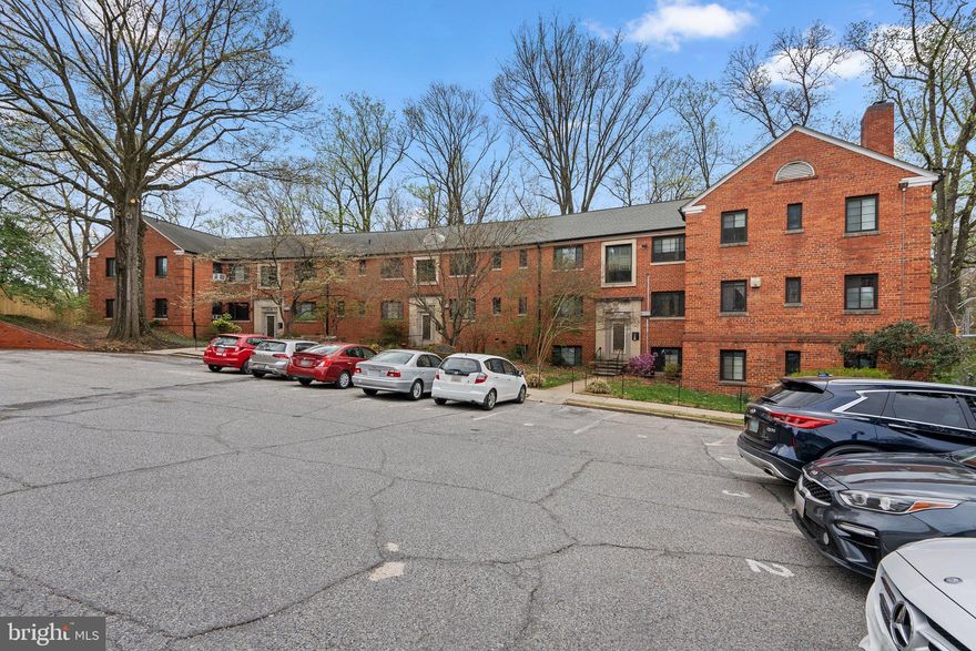 Located by Sligo Creek Parkway and E. Wayne Ave. This 1 bedroom, 1 bathroom home is in a perfect location. Live in a well-established neighborhood just minutes from downtown Silver Spring. Easy to get around and navigate, or ditch the car and hop on the easy to access metro bus line located steps outside your door. Just over 1 mile from Silver Spring metro where you can hop on and ride into Washington D.C., Virginia, or anywhere around Montgomery County. The new purple line is expected to be operating in 2026. But don’t worry, you don’t need to travel to find activities to do. There is plenty in downtown Silver Spring. Home to many shops, restaurants, and the iconic Fillmore which features acts from all over, there is sure to be something for all of your guests to enjoy. Whether you are finding your next great book at the library, taking a cooking class at Montgomery Community College, picking up a delicious meal from Whole Foods, watching a movie at the IMAX or just need a local coffee shop to relax and enjoy your day, there is sure to be all of this and more at your fingertips. So come in, put your feet up, and enjoy your new home.