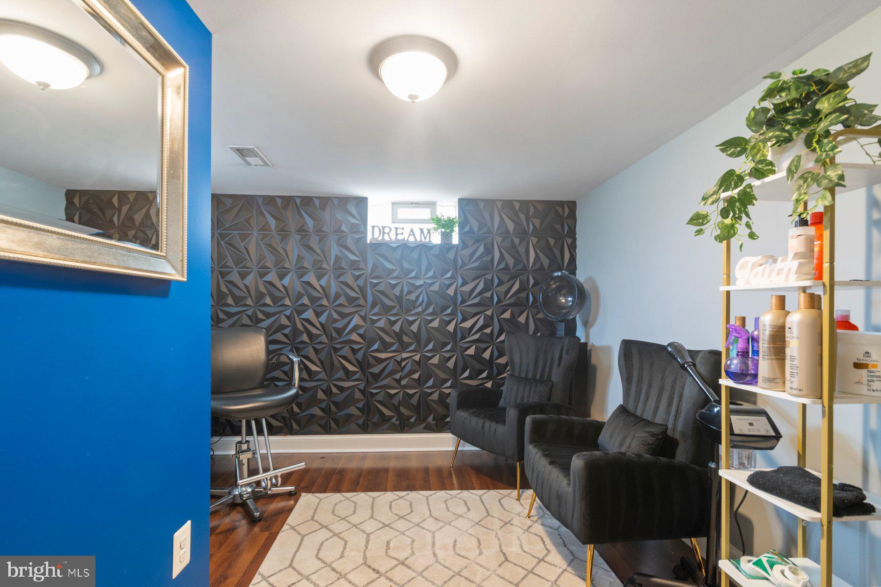 NEW NORTHWOOD - Residential