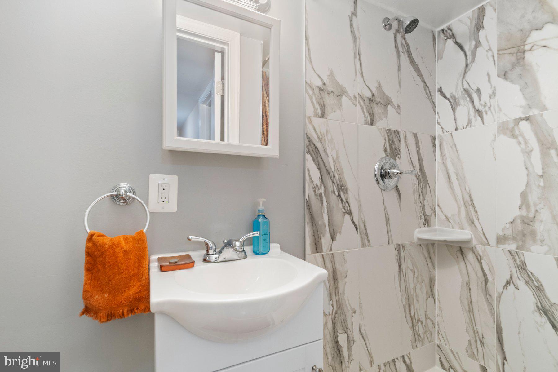 NEW NORTHWOOD - Residential