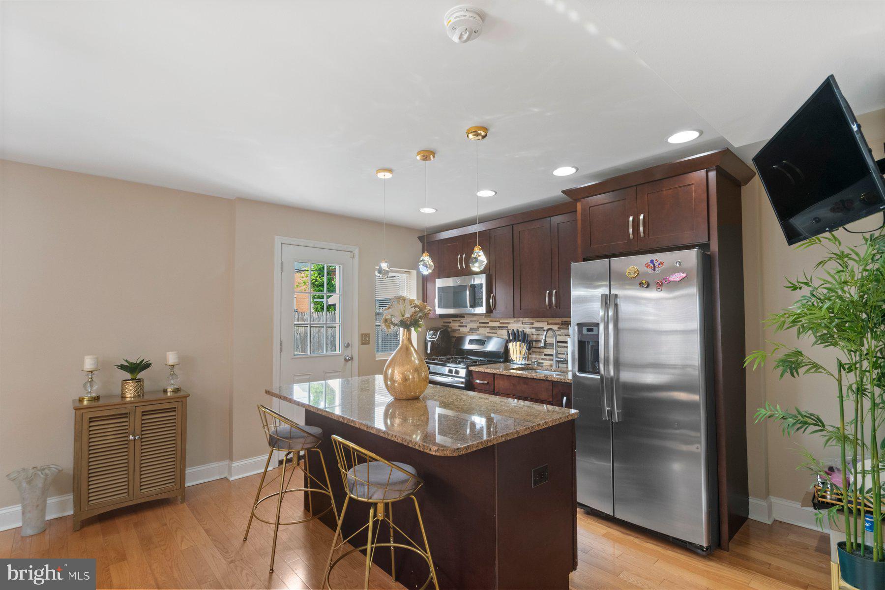 NEW NORTHWOOD - Residential