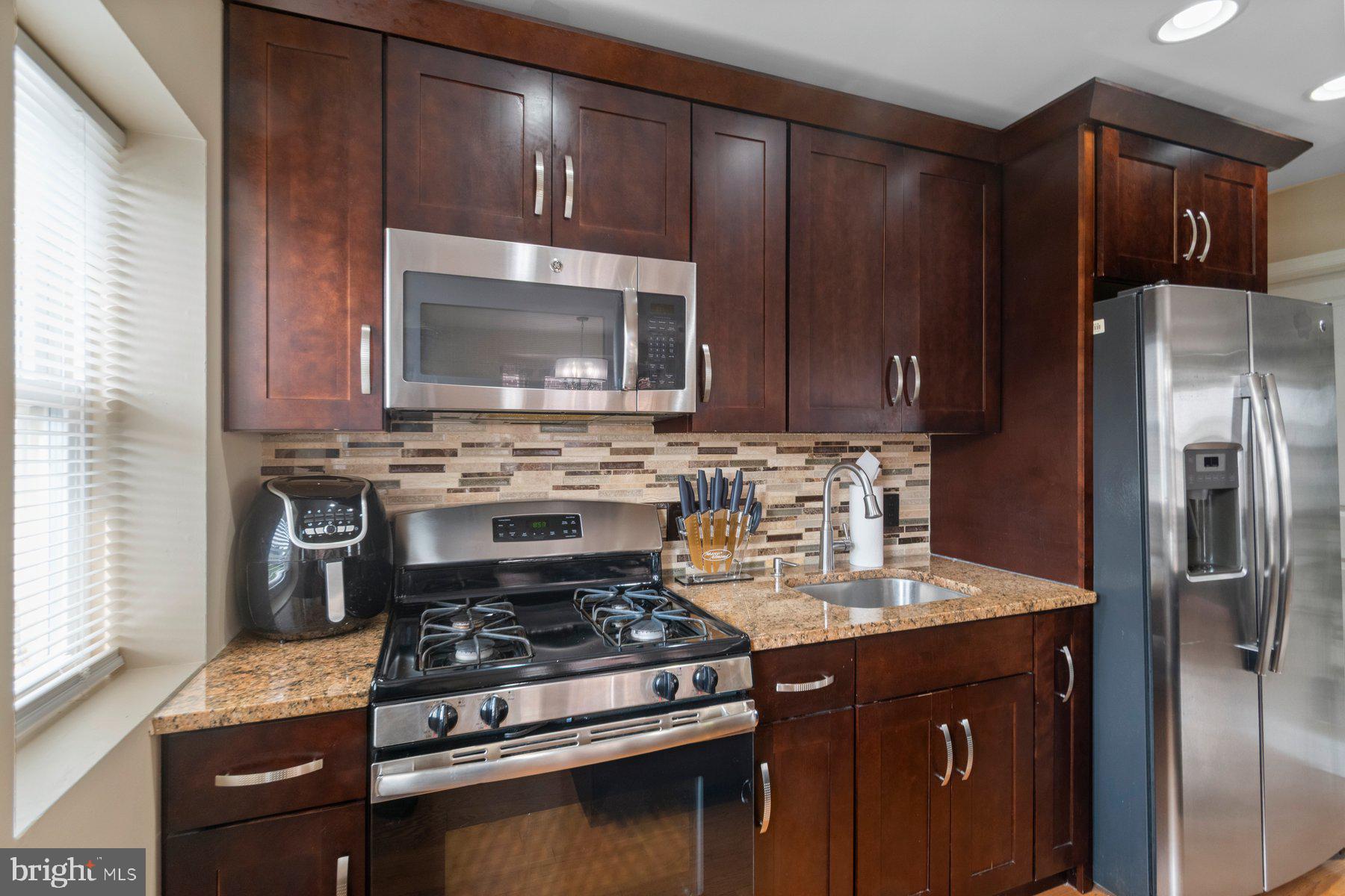 NEW NORTHWOOD - Residential