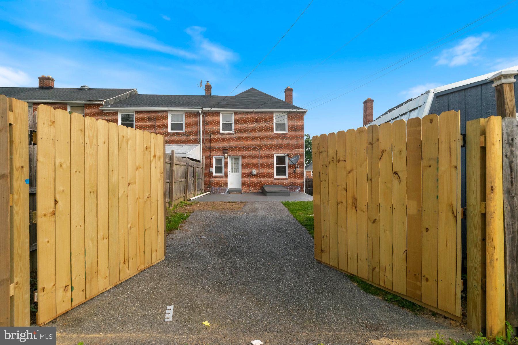 NEW NORTHWOOD - Residential