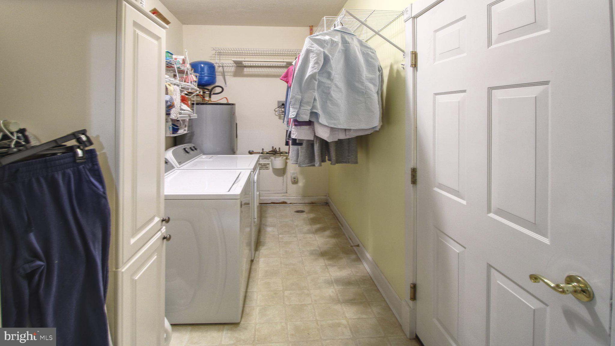 CORTLAND MANOR - Residential