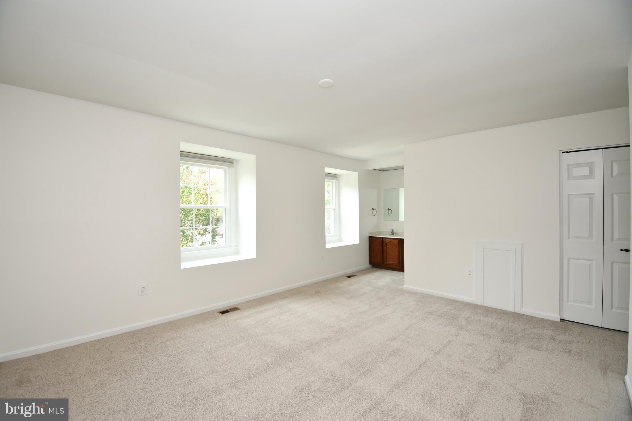 LAFAYETTE VILLAGE - Residential Lease