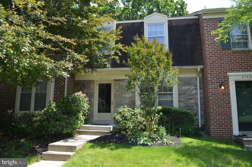 Well Maintained Town Home with new carpet and freshly painted! Oversized pantry, walk-out basement to brick patio and fenced rear yard. Spacious primary bedroom with separate vanity, full bath, and 2 closets. Convenient to I495, Duke St., tucked just inside the beltway. Great amenities - walk to pool, tot lot, picnic area, and basketball courts. Bus stop nearby - great restaurants and shopping too! No pets, no smoking. Fireplace is ornamental, Not for use.