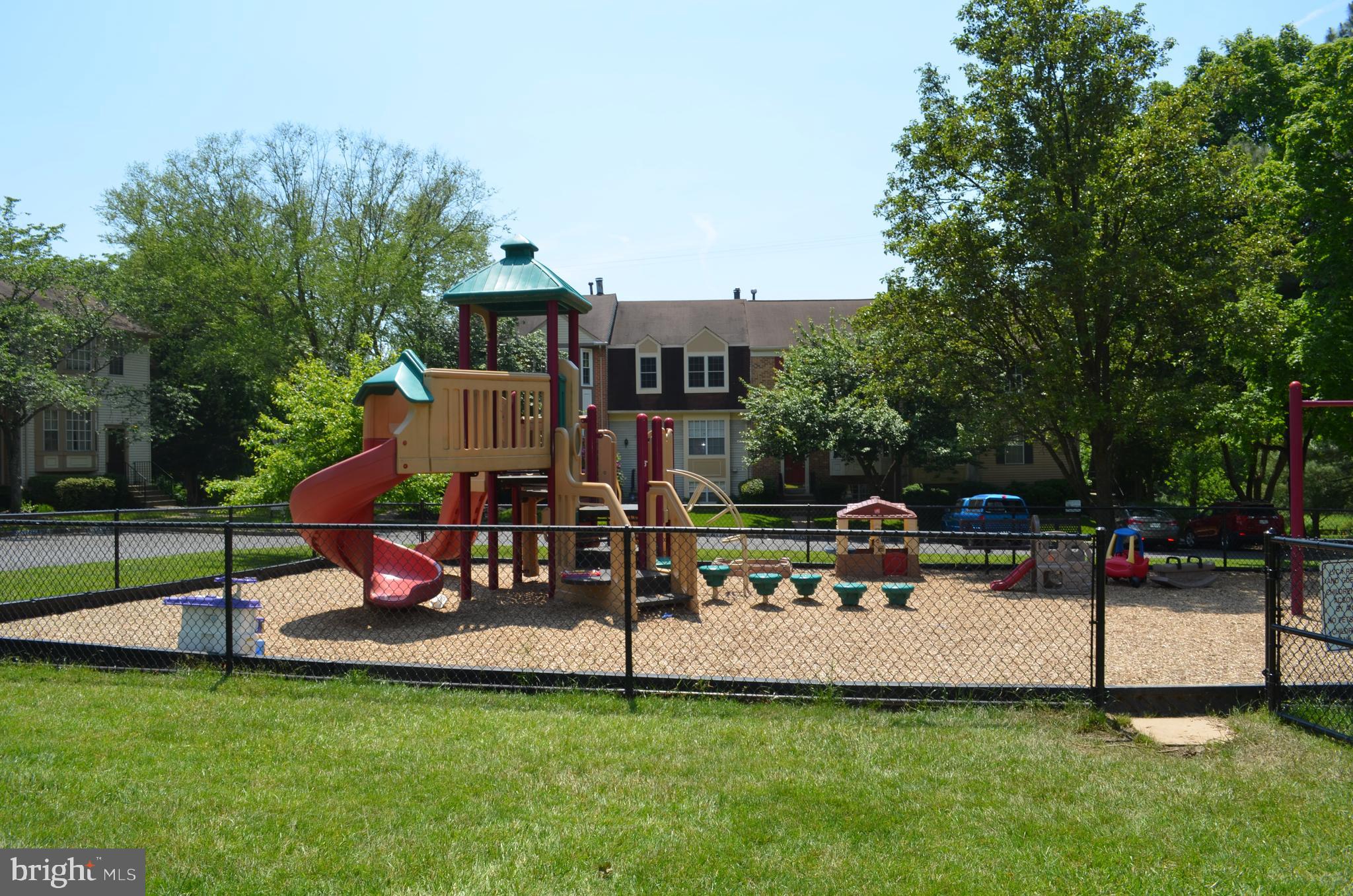 LAFAYETTE VILLAGE - Residential Lease