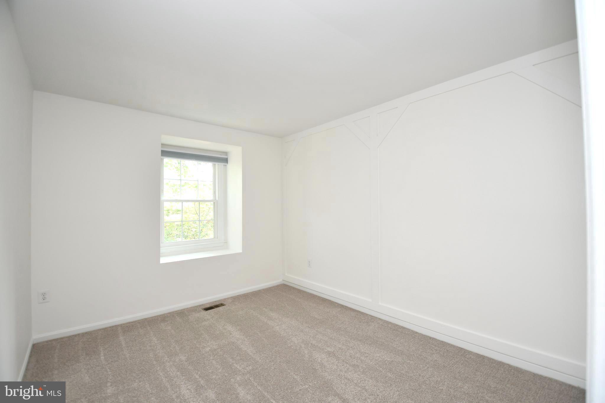 LAFAYETTE VILLAGE - Residential Lease