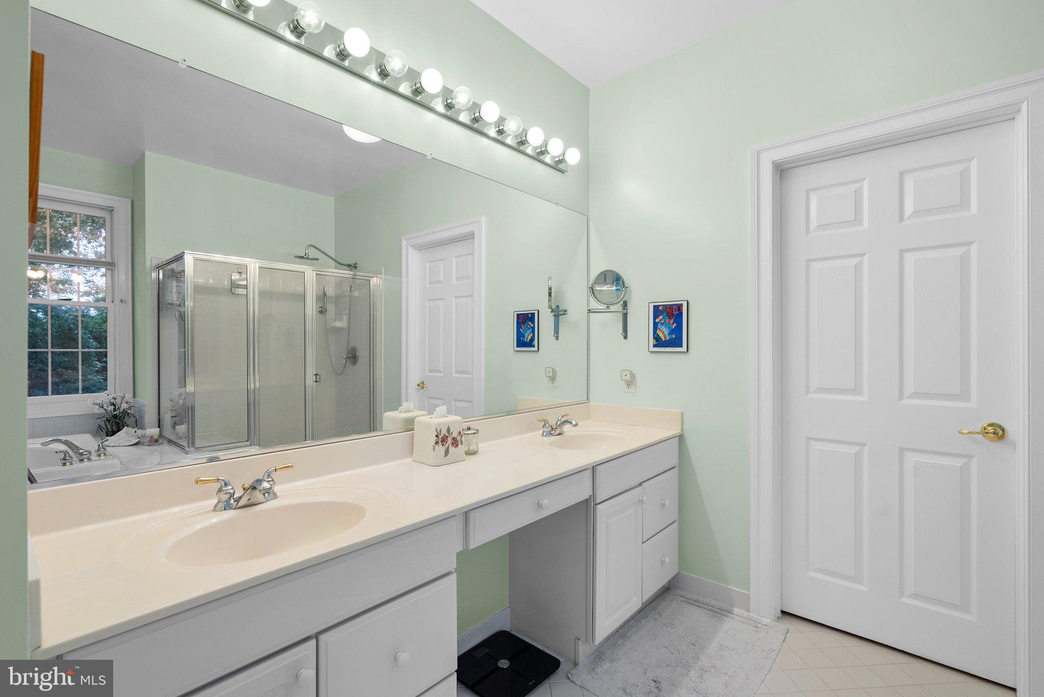 WILLOWS OF POTOMAC - Residential