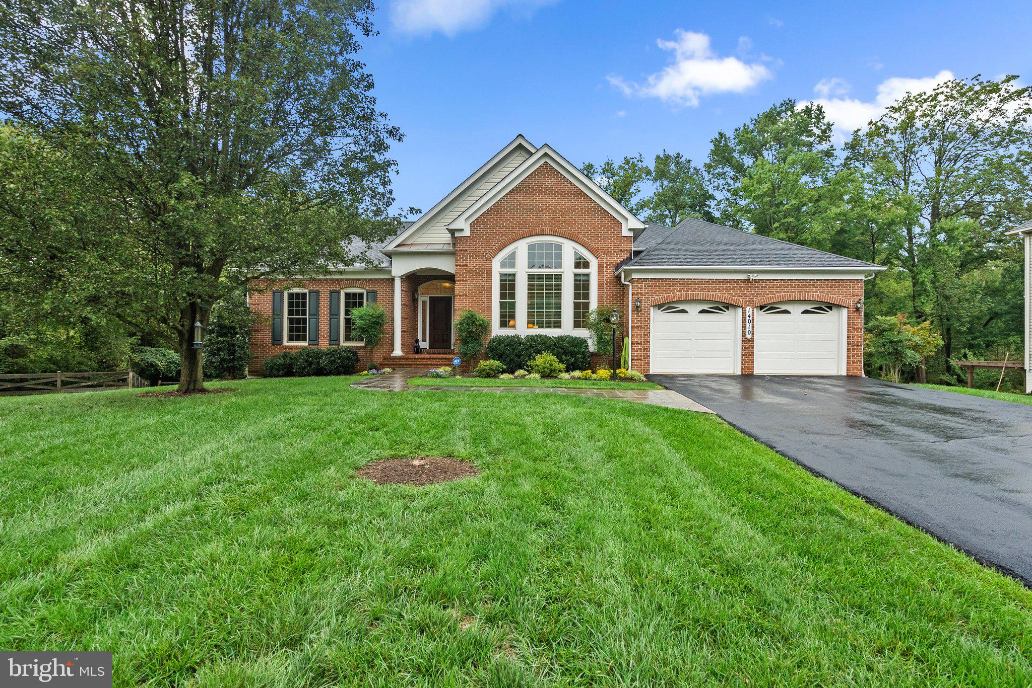 Welcome to this stunning rambler in the sought after Willows of Potomac community. This elegant residence features 3 spacious bedrooms, 3 beautifully appointed bathrooms, and architectural details including soaring ceilings, extensive crown moulding, and palladian windows. The chef's kitchen opens to a sun-filled breakfast room, while the primary ensuite offers privacy and tranquility. Enjoy seamless indoor-outdoor living with an expansive custom deck and patio, ideal for entertaining or relaxing.