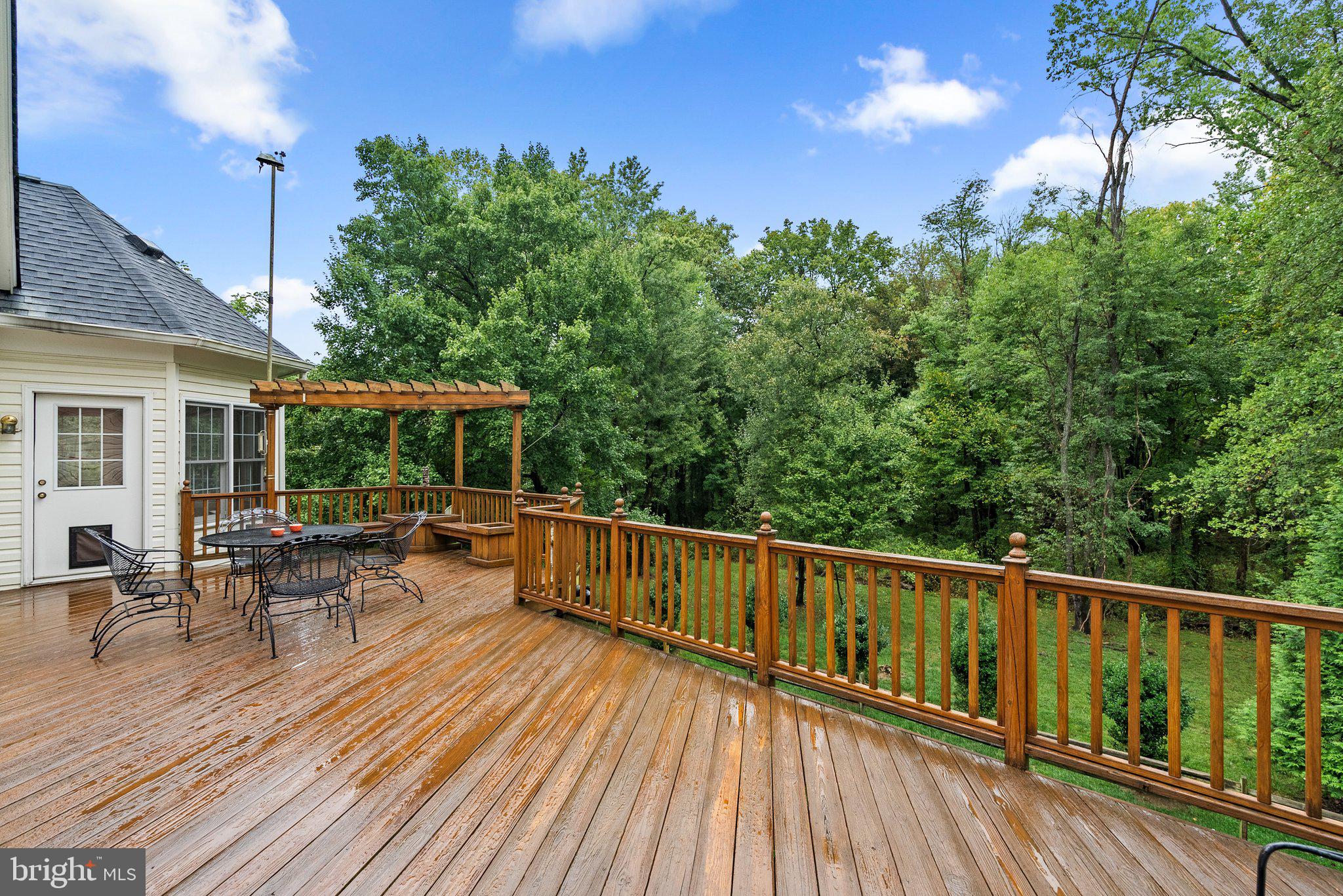 WILLOWS OF POTOMAC - Residential