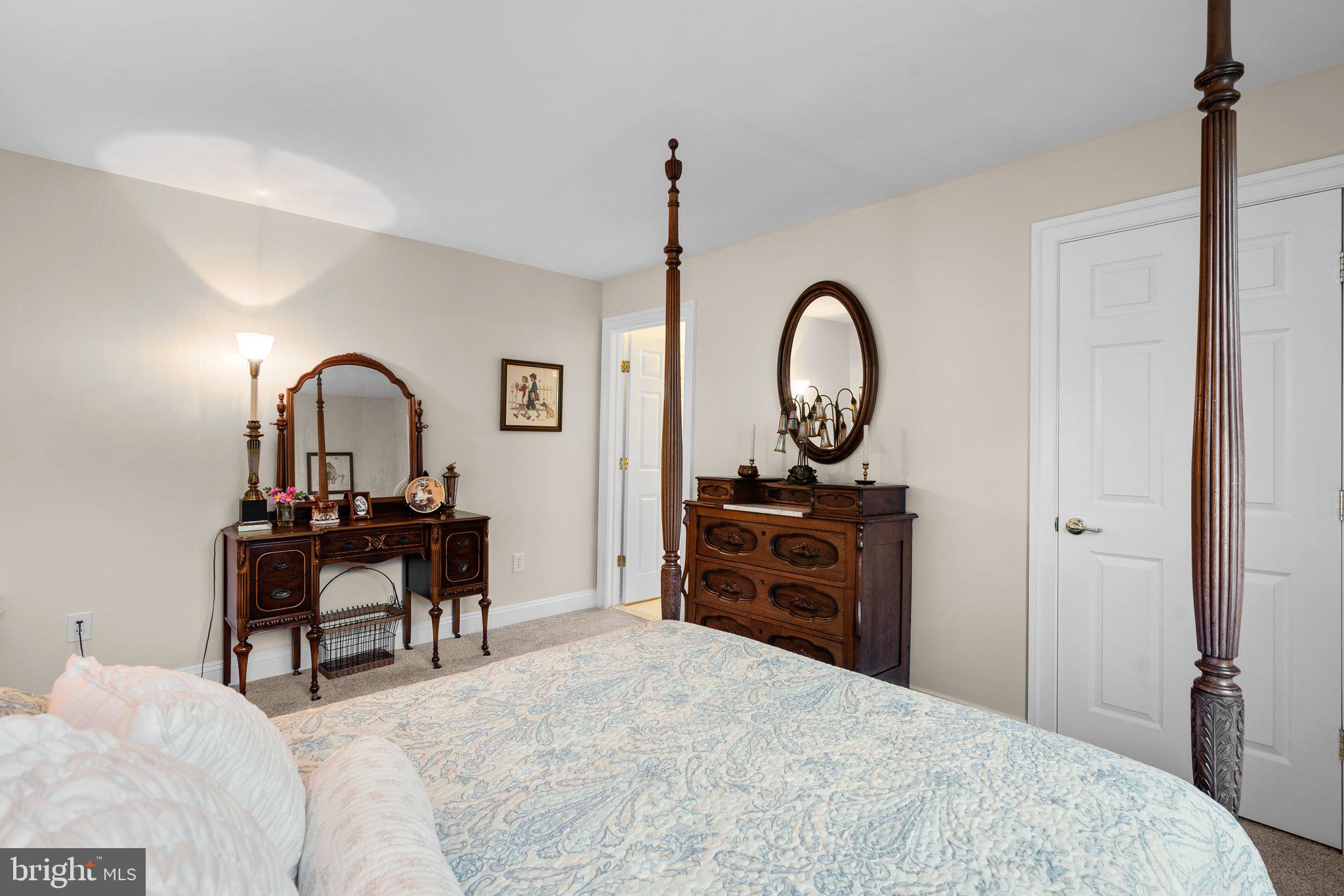 WILLOWS OF POTOMAC - Residential