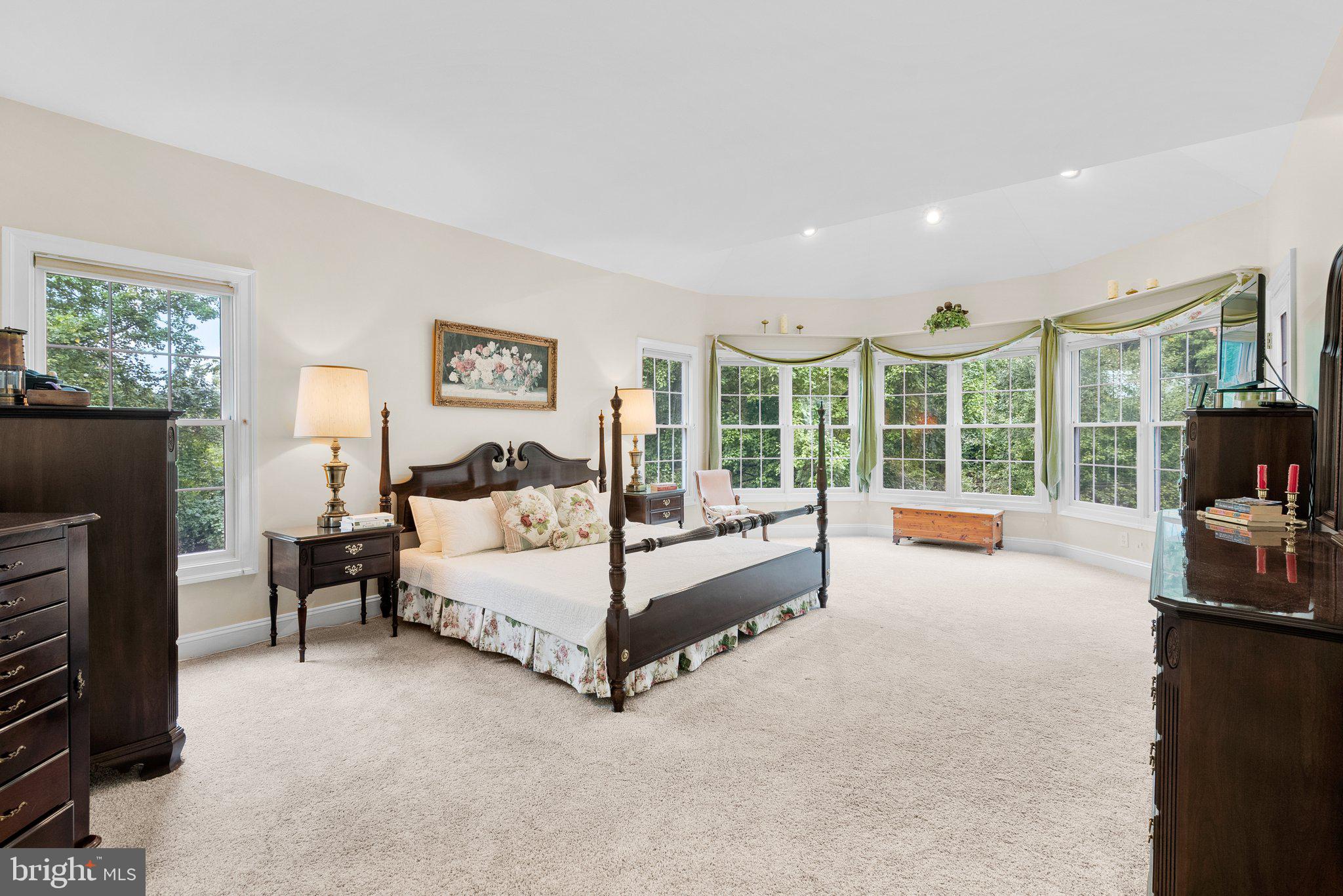 WILLOWS OF POTOMAC - Residential