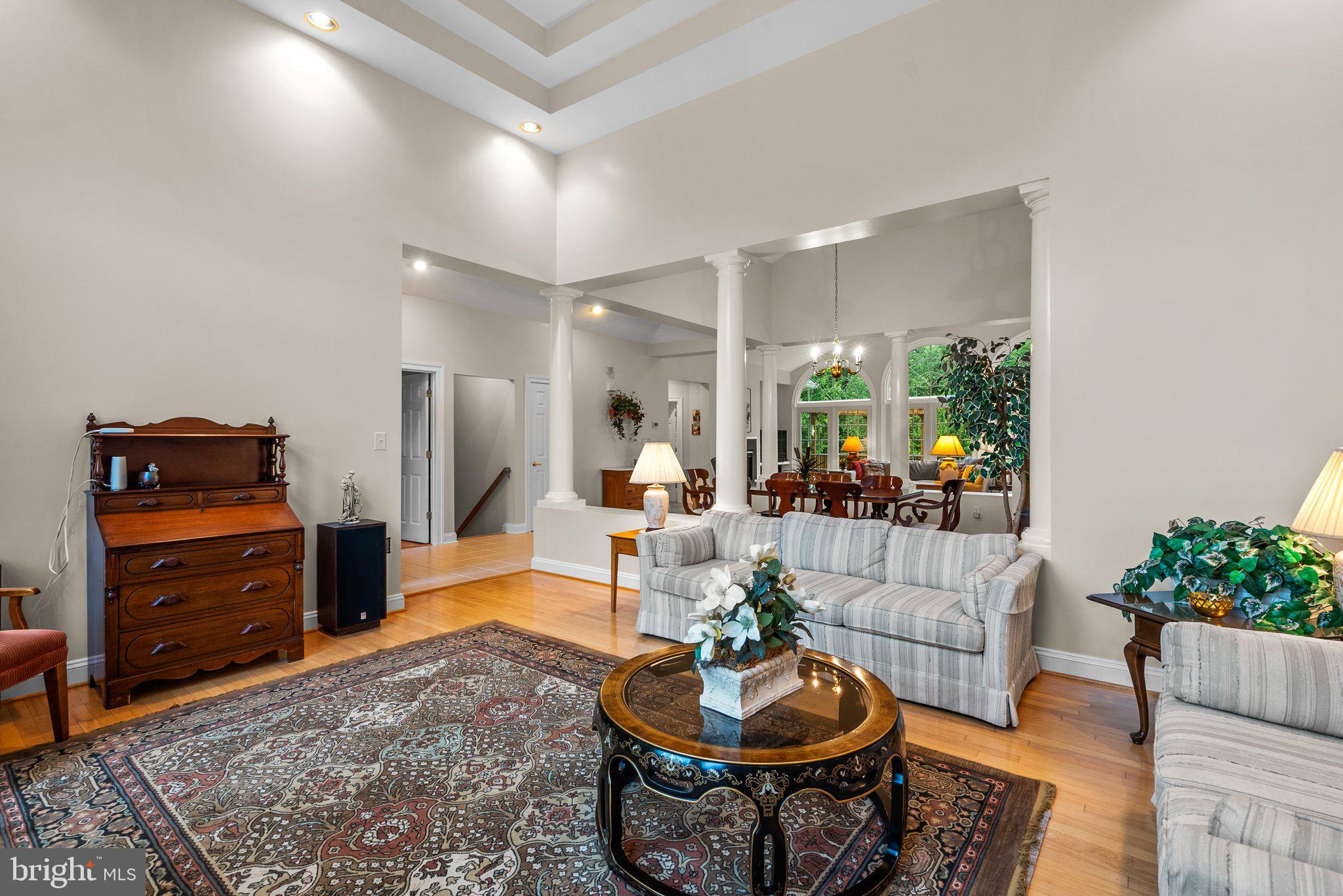 WILLOWS OF POTOMAC - Residential