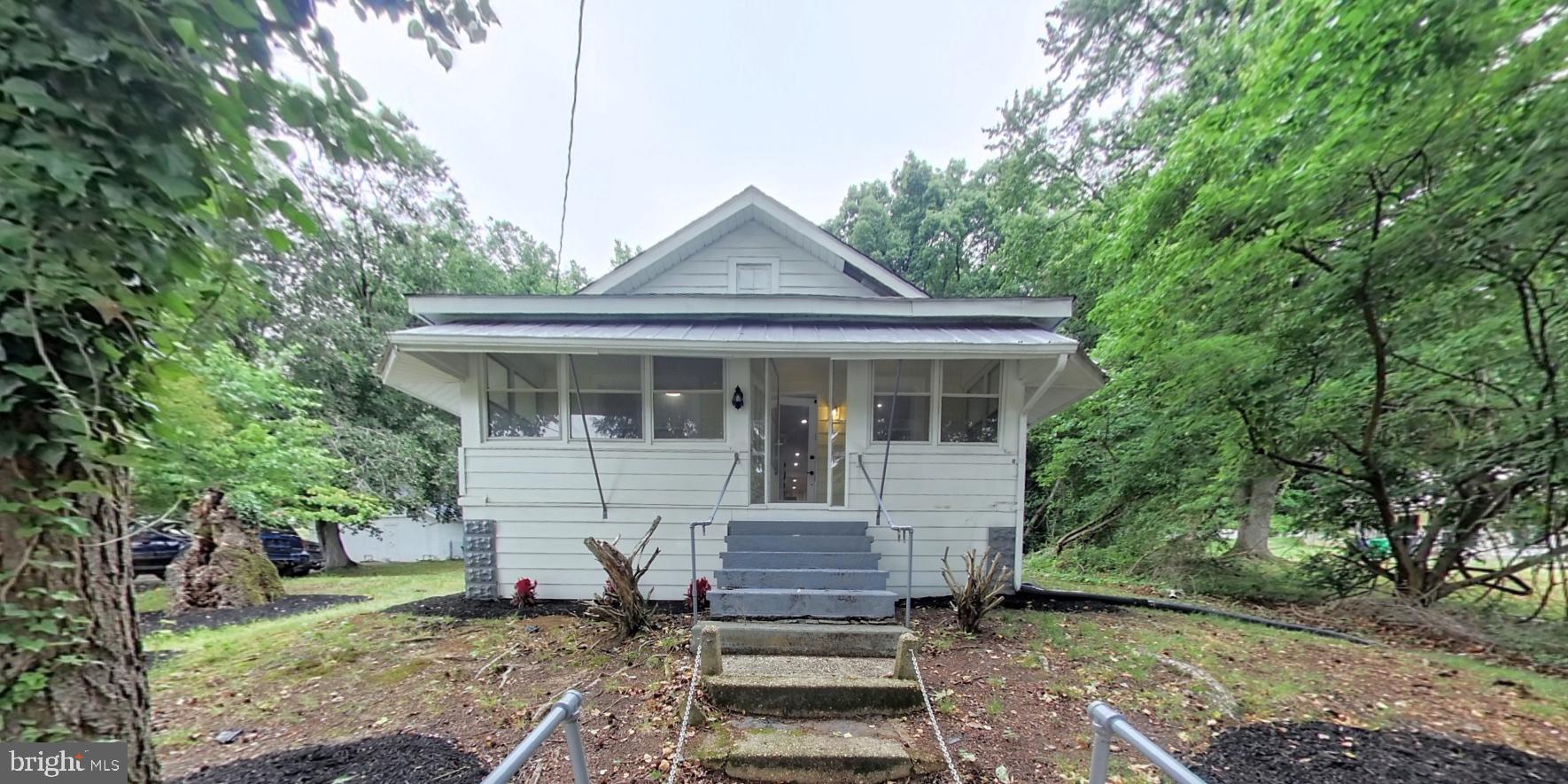 OXON HILL - Residential