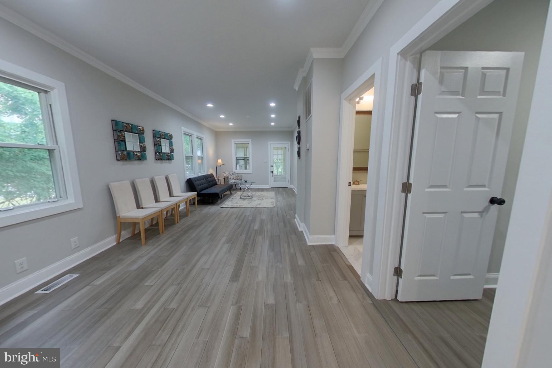 OXON HILL - Residential