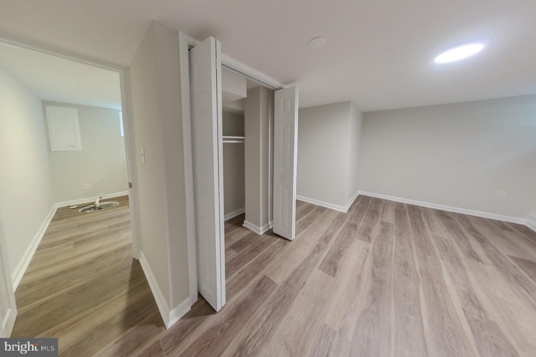 OXON HILL - Residential