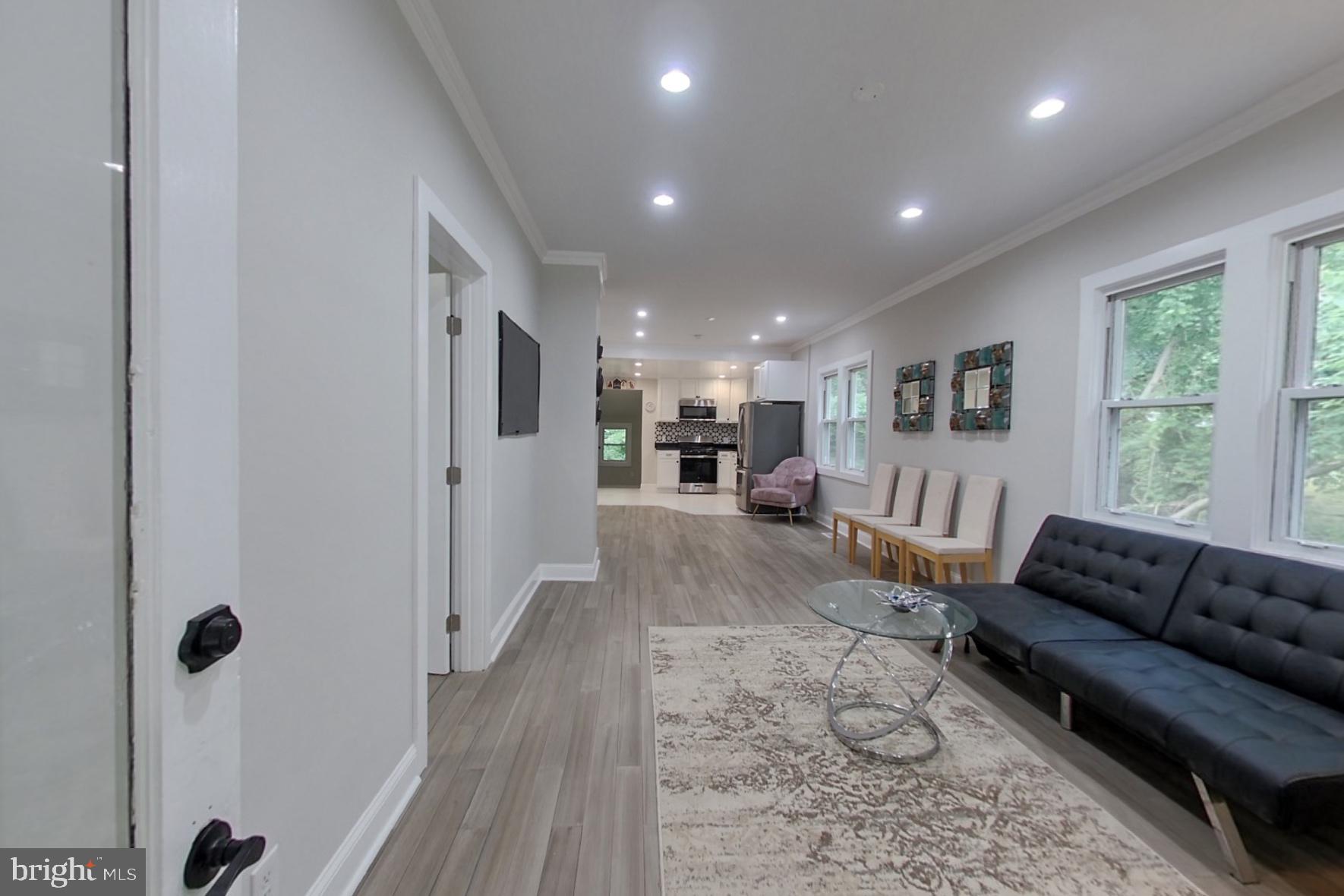 OXON HILL - Residential