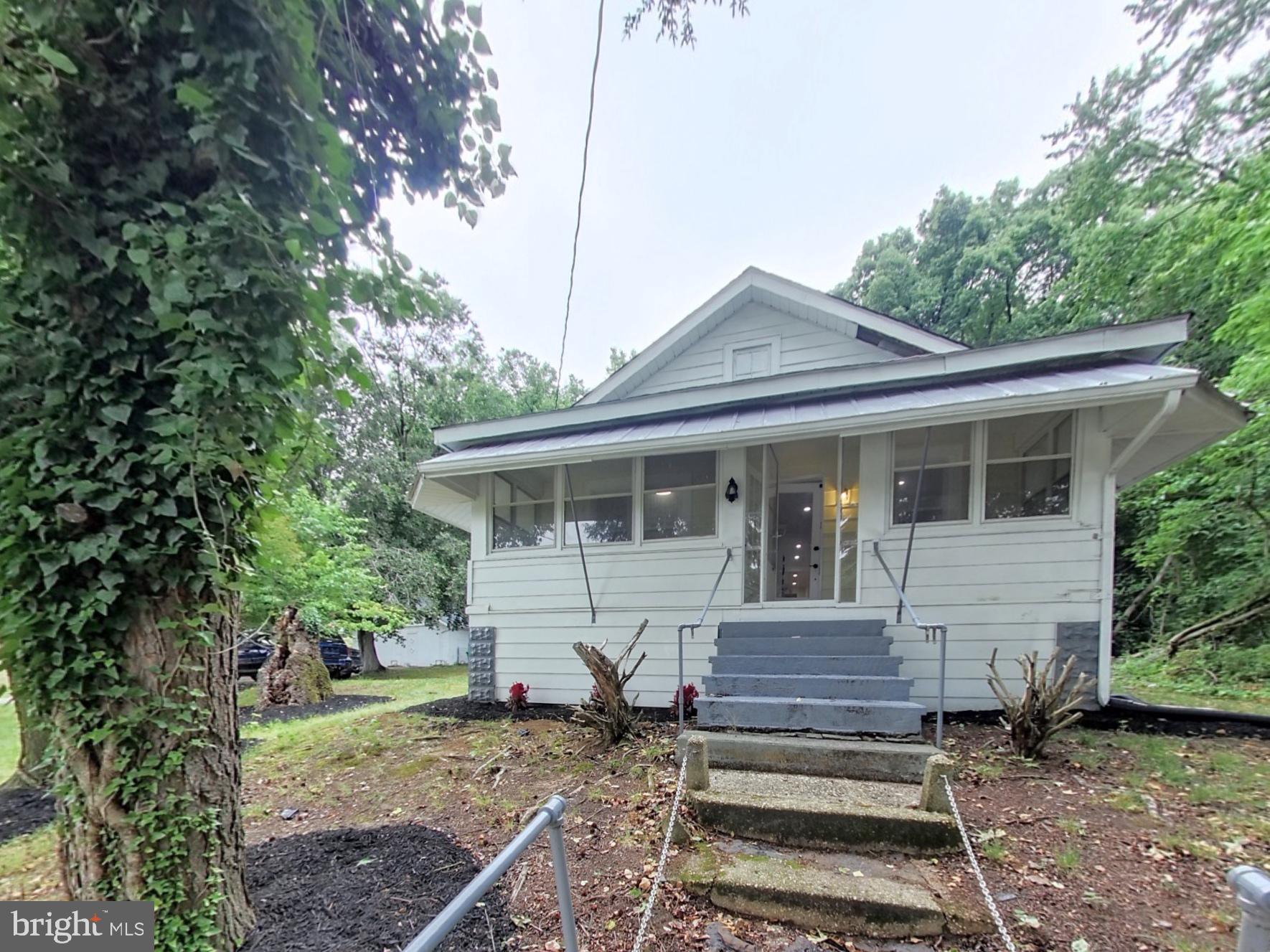 OXON HILL - Residential