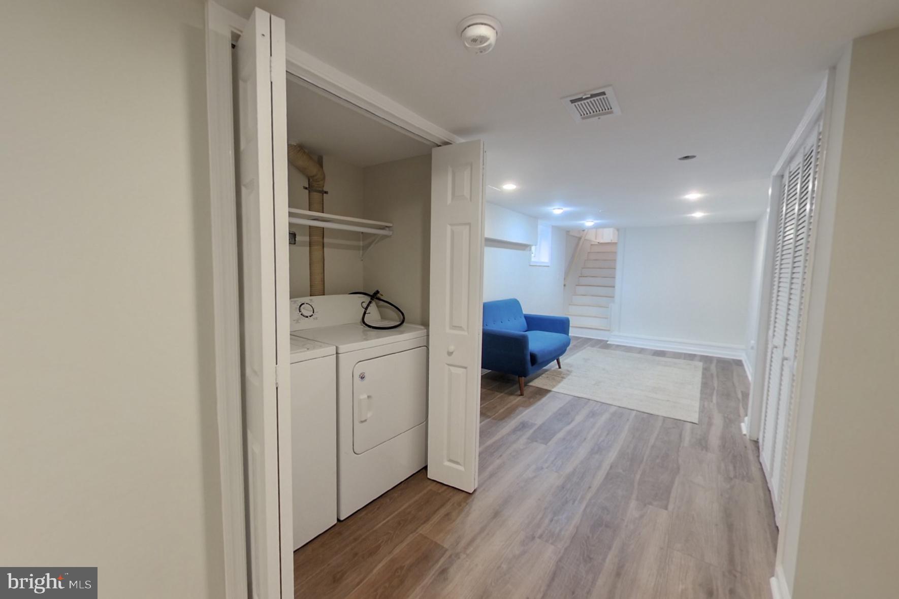 OXON HILL - Residential