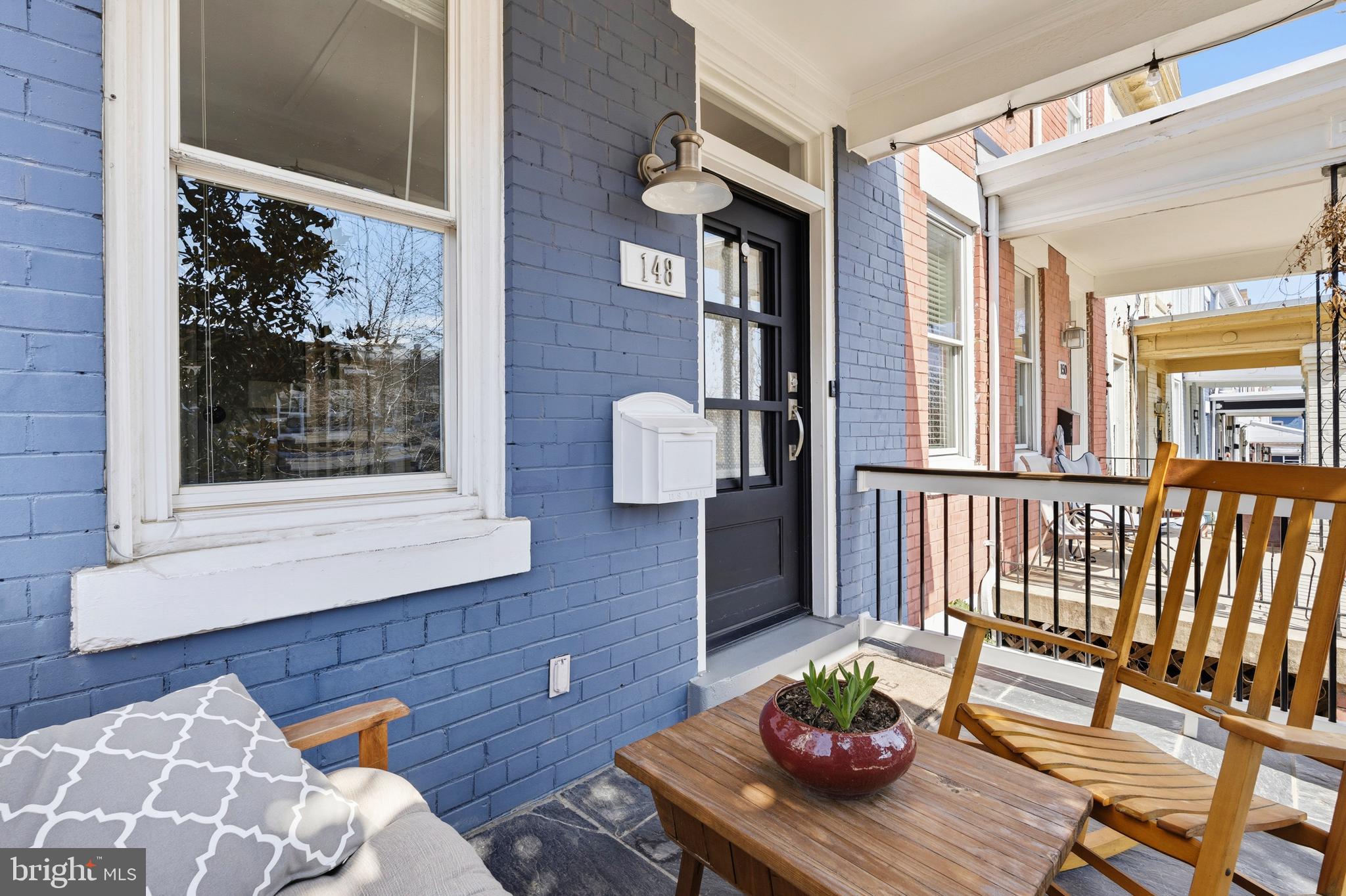148 TODD PLACE NE