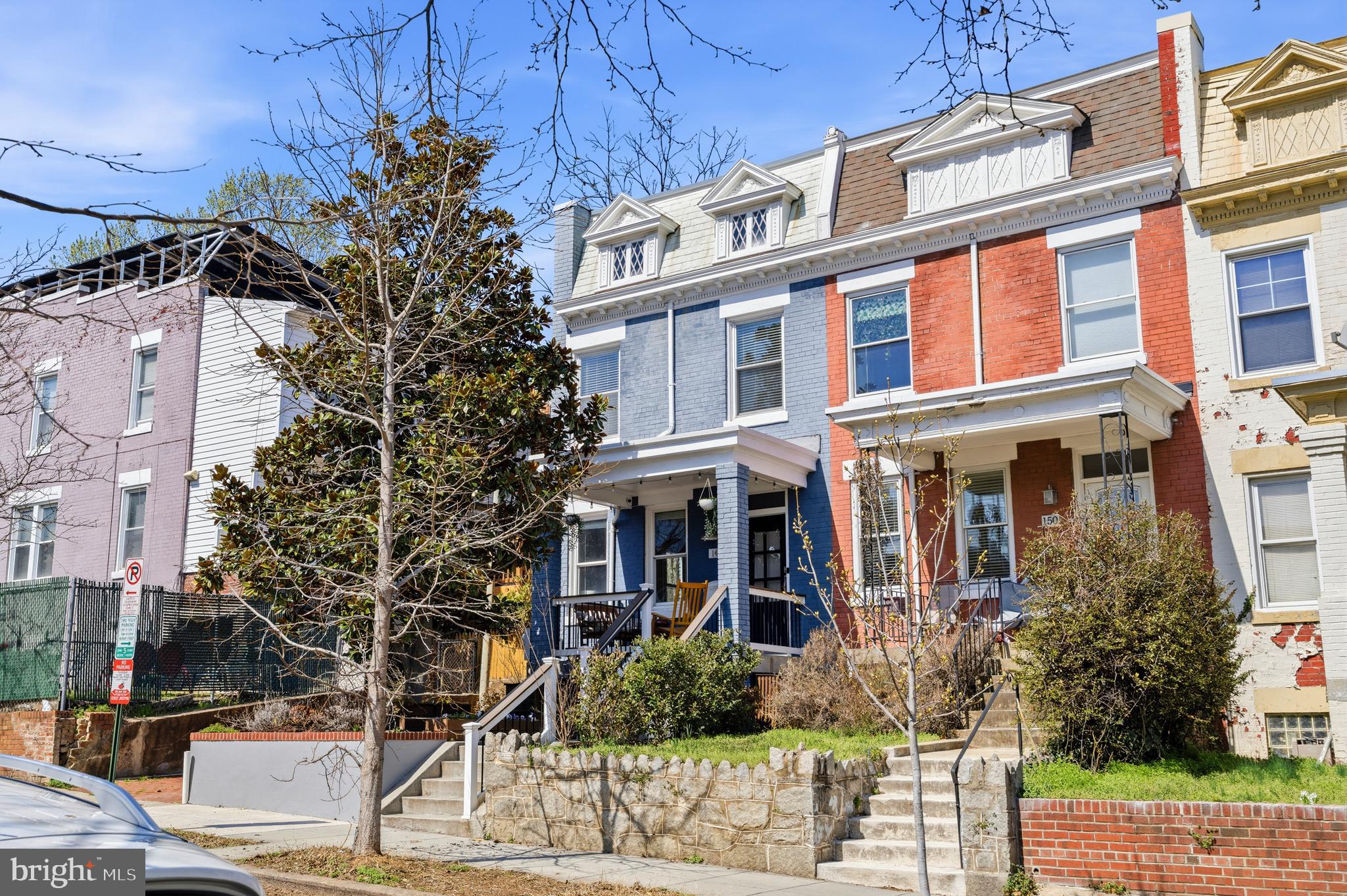 148 TODD PLACE NE