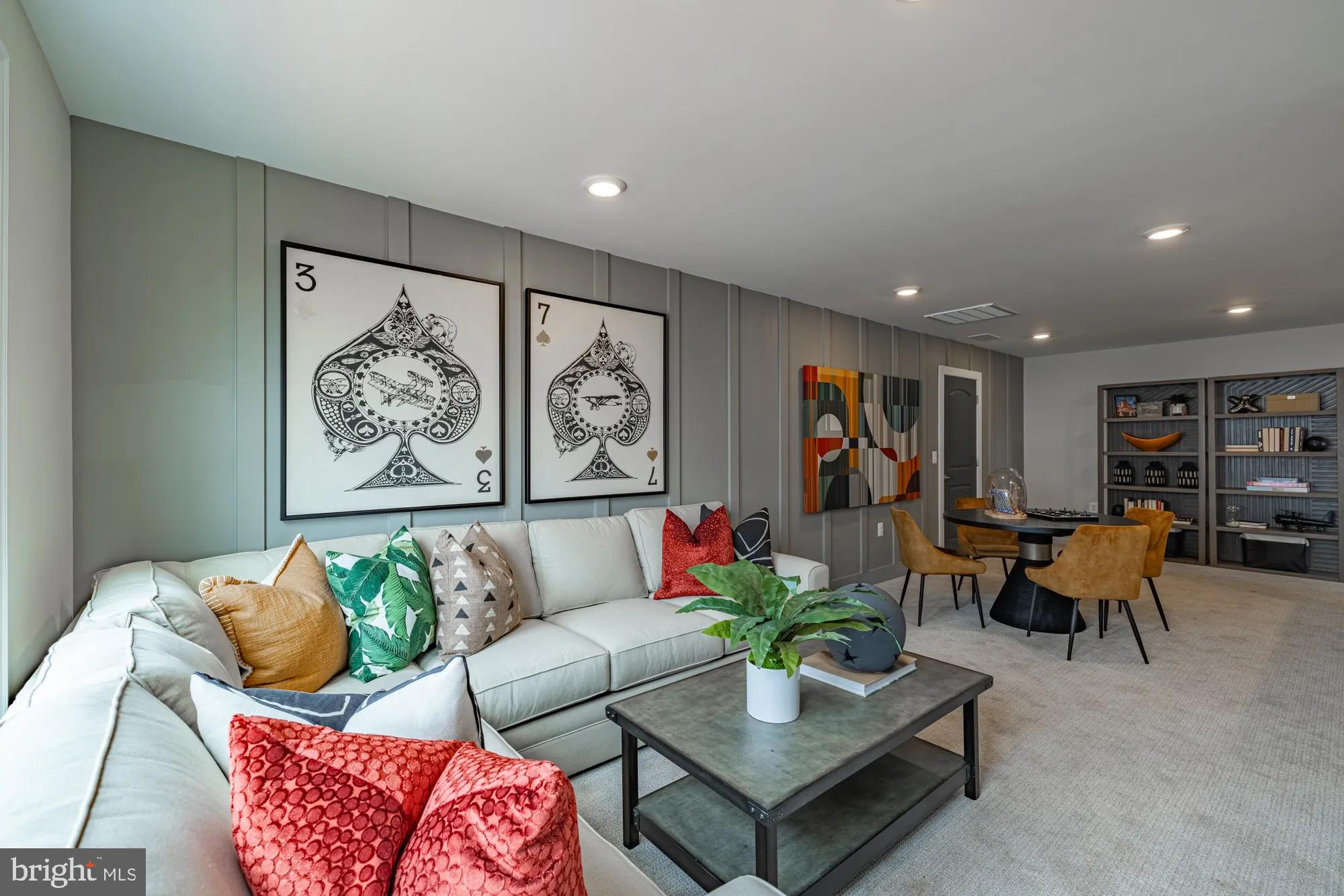 SPRING CREEK - Residential