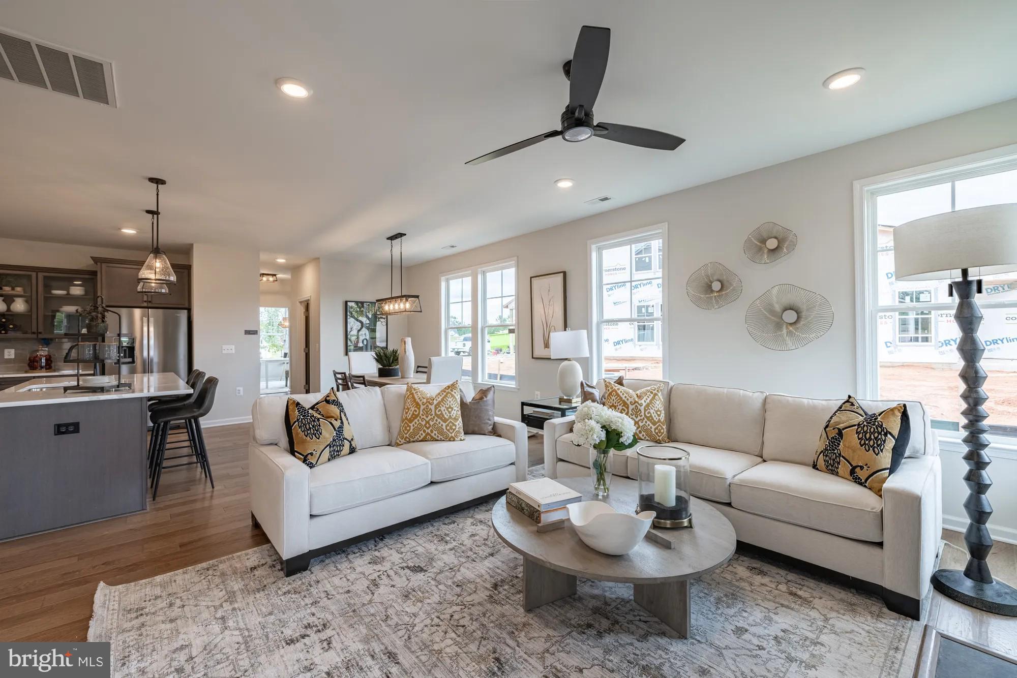 SPRING CREEK - Residential