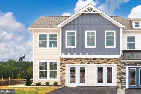 Townhouse For Sale - 378 Bayberry Lane<br/> ZION CROSSROADS, VA 22942