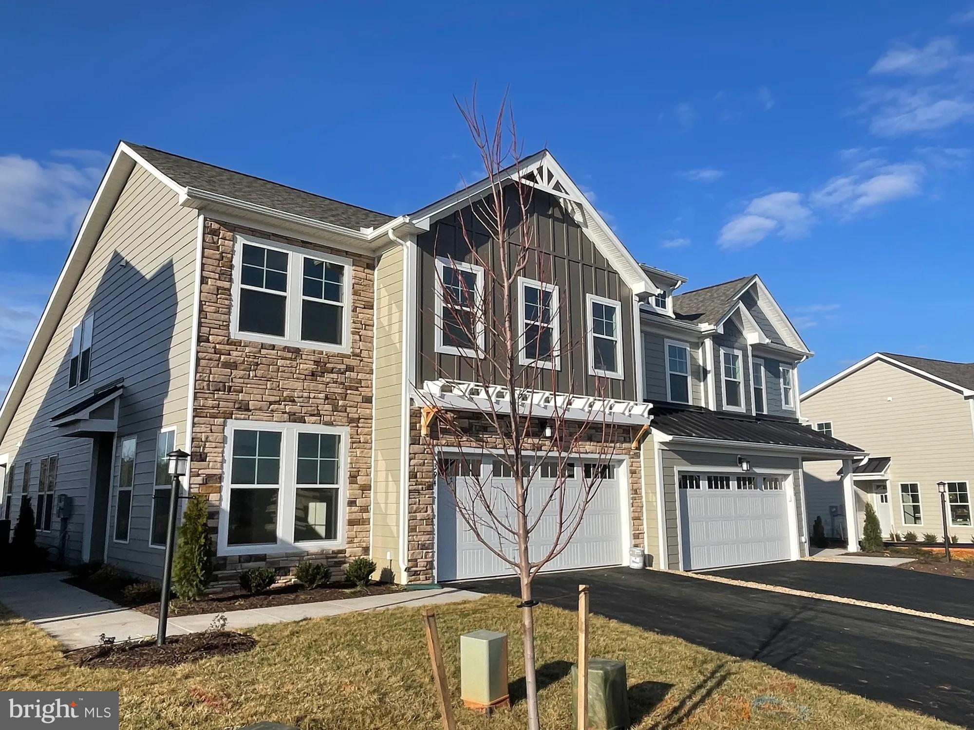 SPRING CREEK - Residential