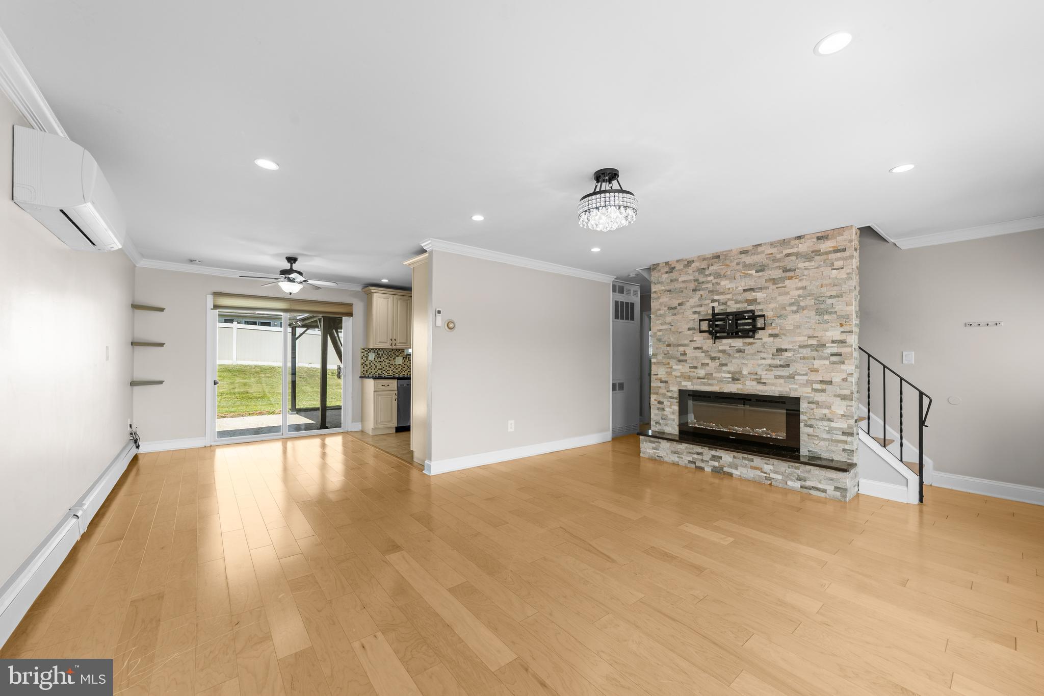 HIGHLAND PARK - Residential